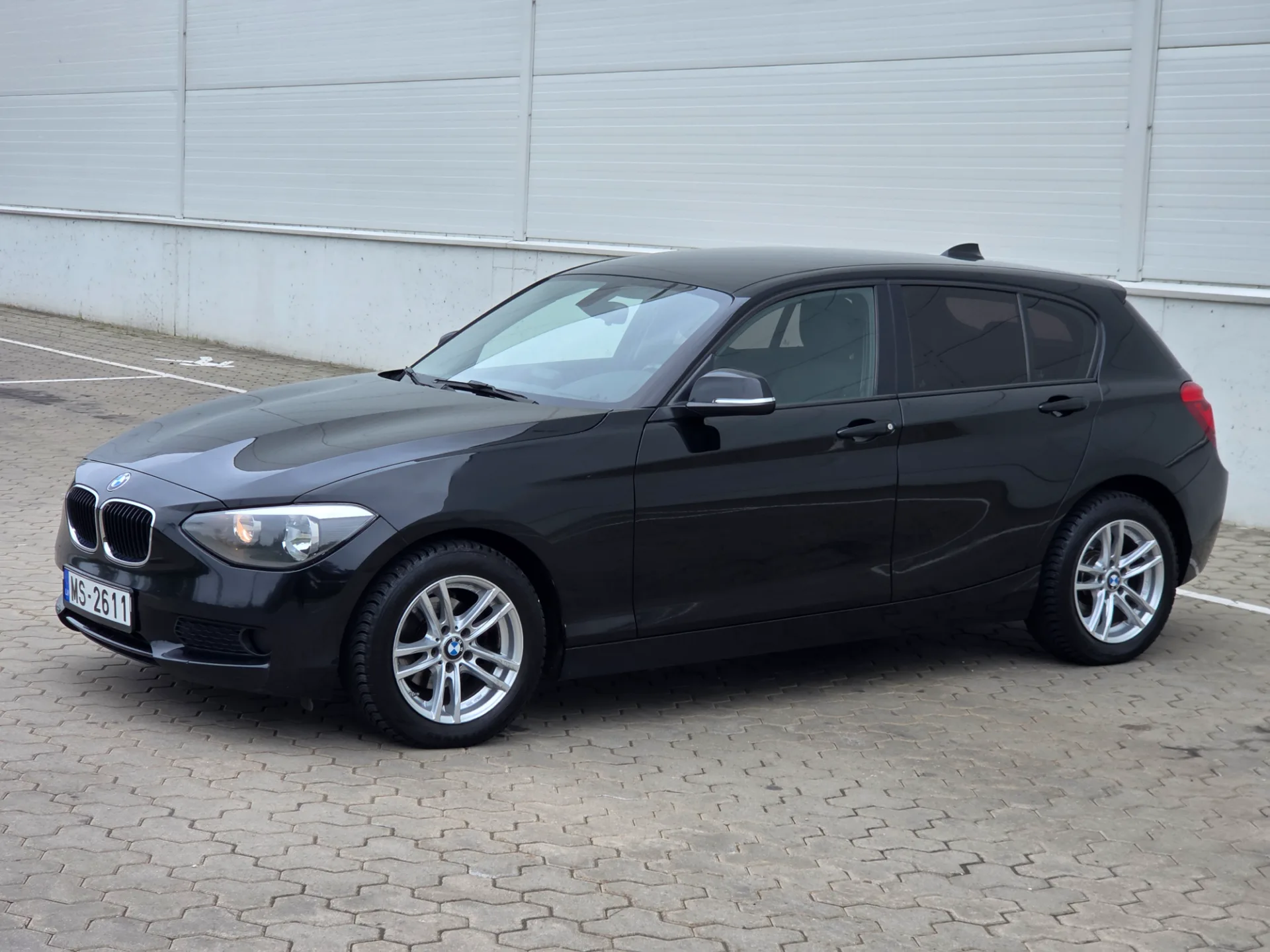 BMW 118, 2012 — 4