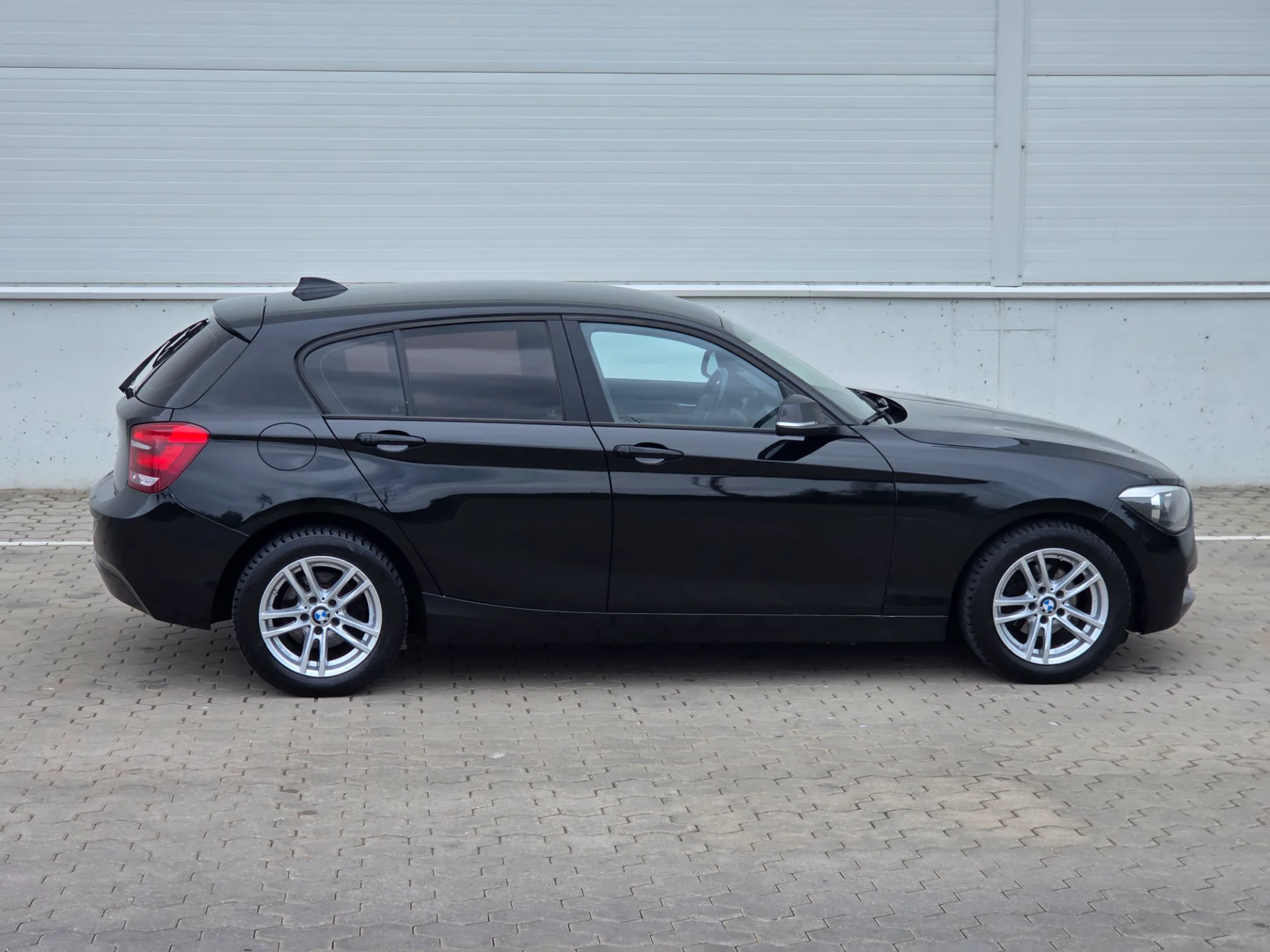 BMW 118, 2012 — 17