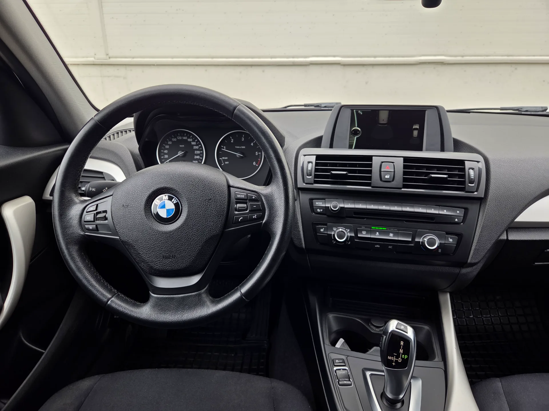 BMW 118, 2012 — 22