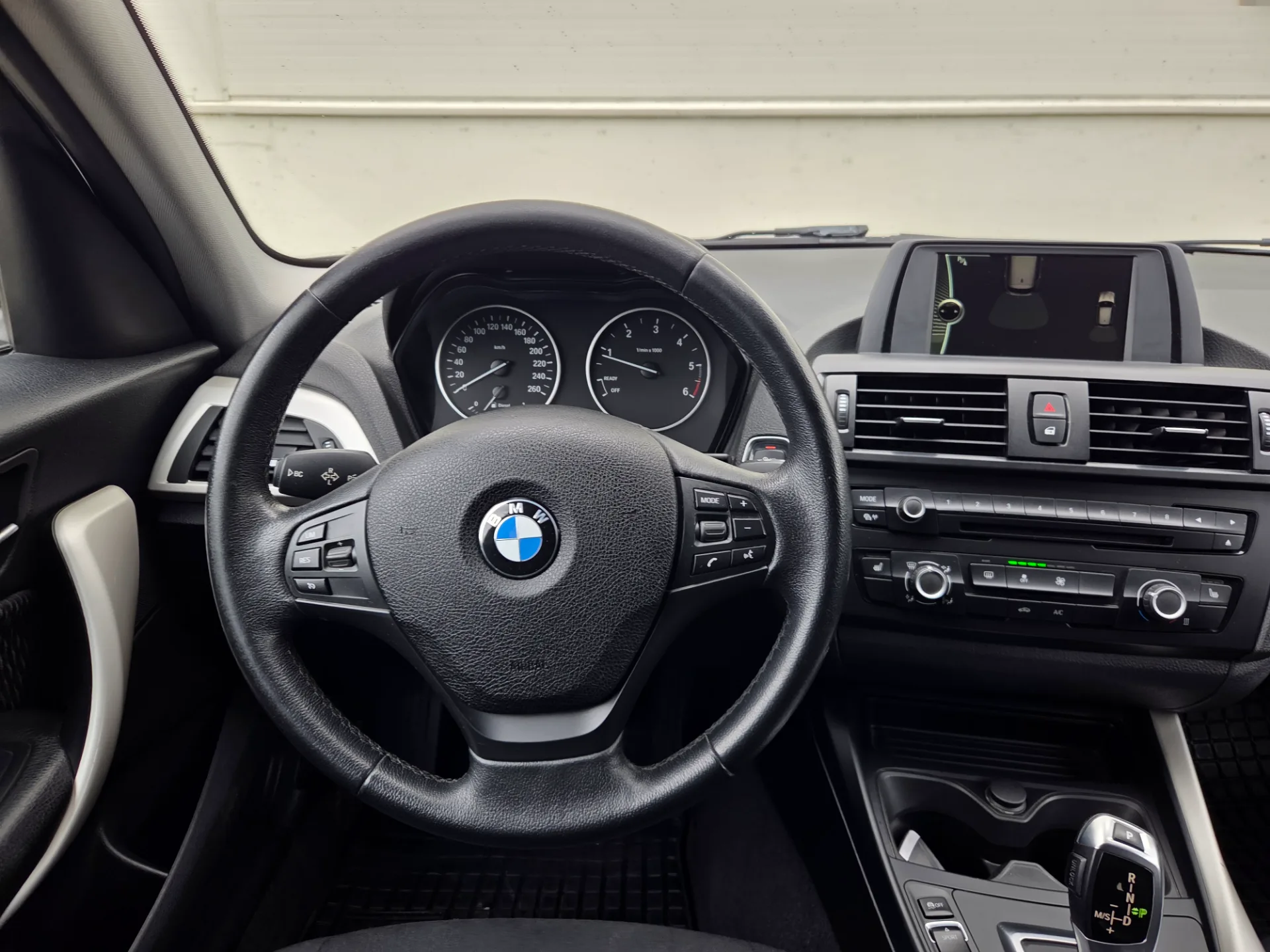 BMW 118, 2012 — 24