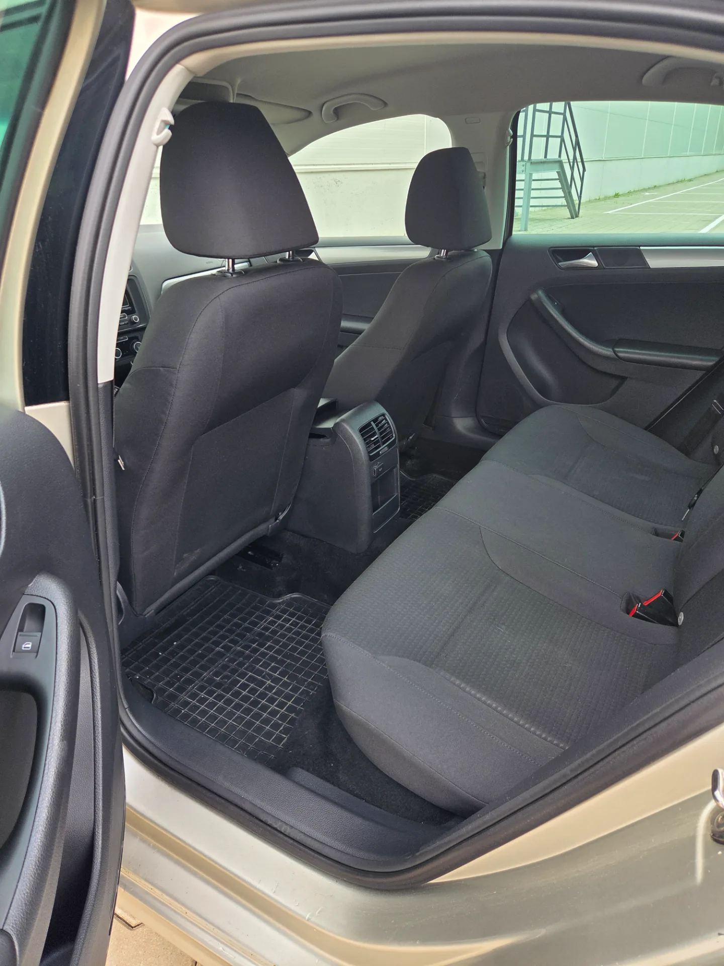 Volkswagen Jetta, 2015 — 22