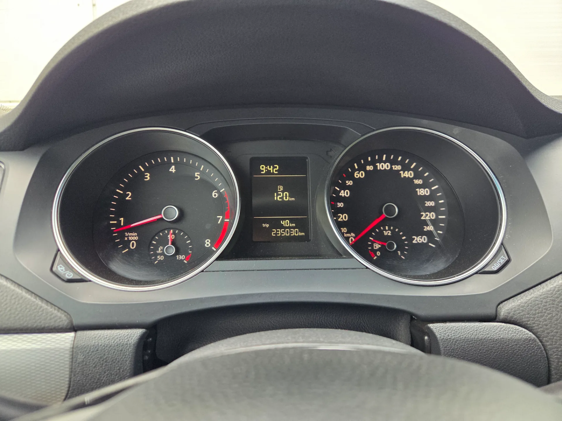Volkswagen Jetta, 2015 — 28