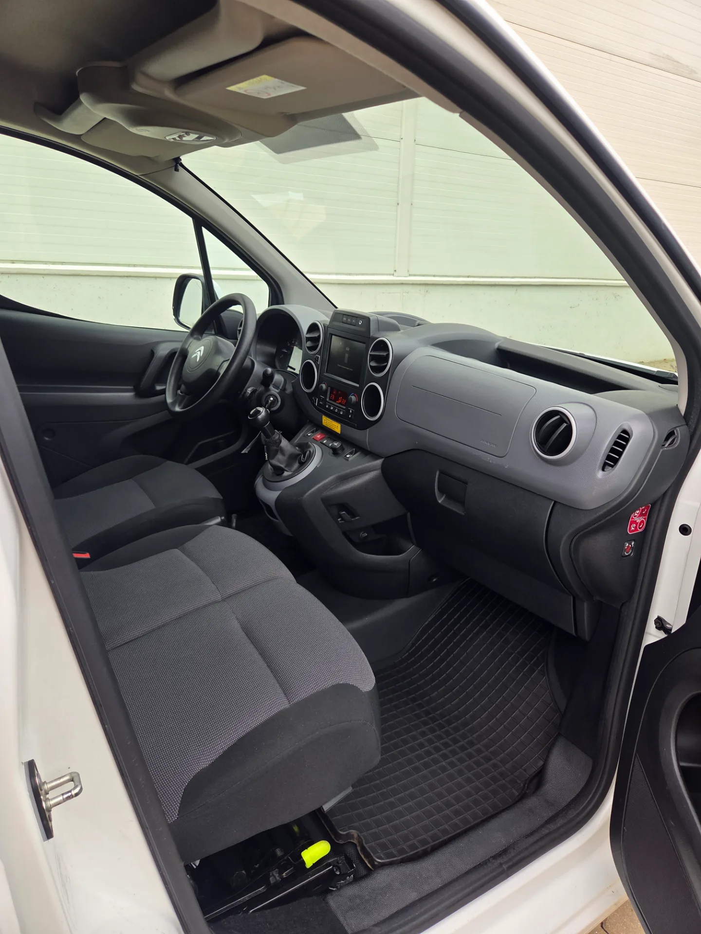 Citroen Berlingo, 2018 — 32