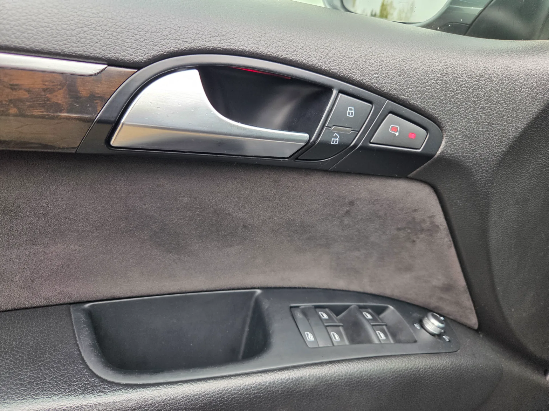 AUDI Q7, 2010 — 30