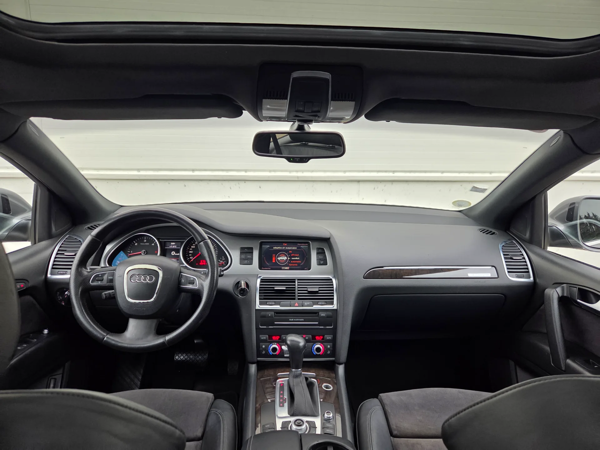 AUDI Q7, 2010 — 39