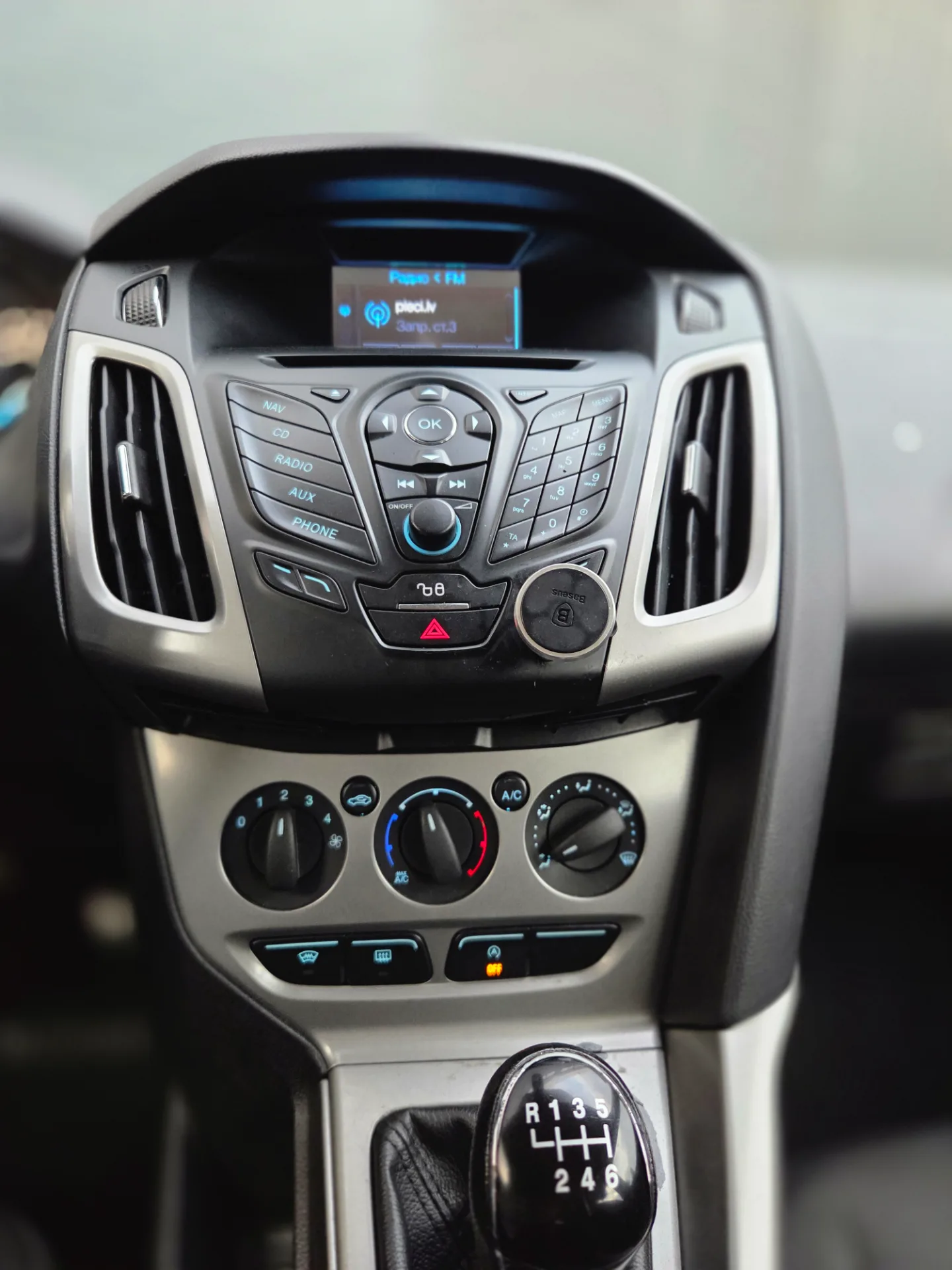 Ford Focus, 2014 — 24