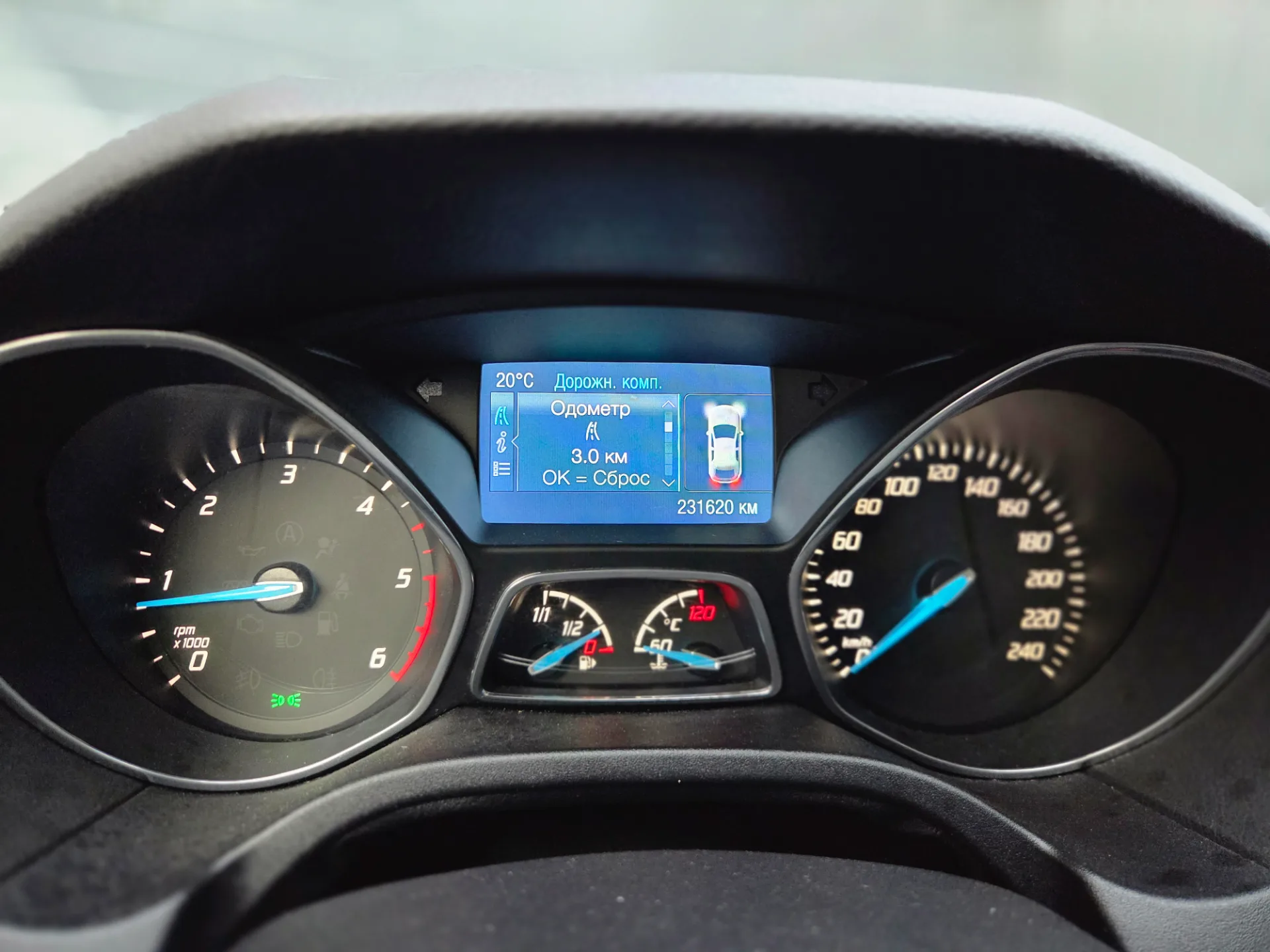 Ford Focus, 2014 — 25