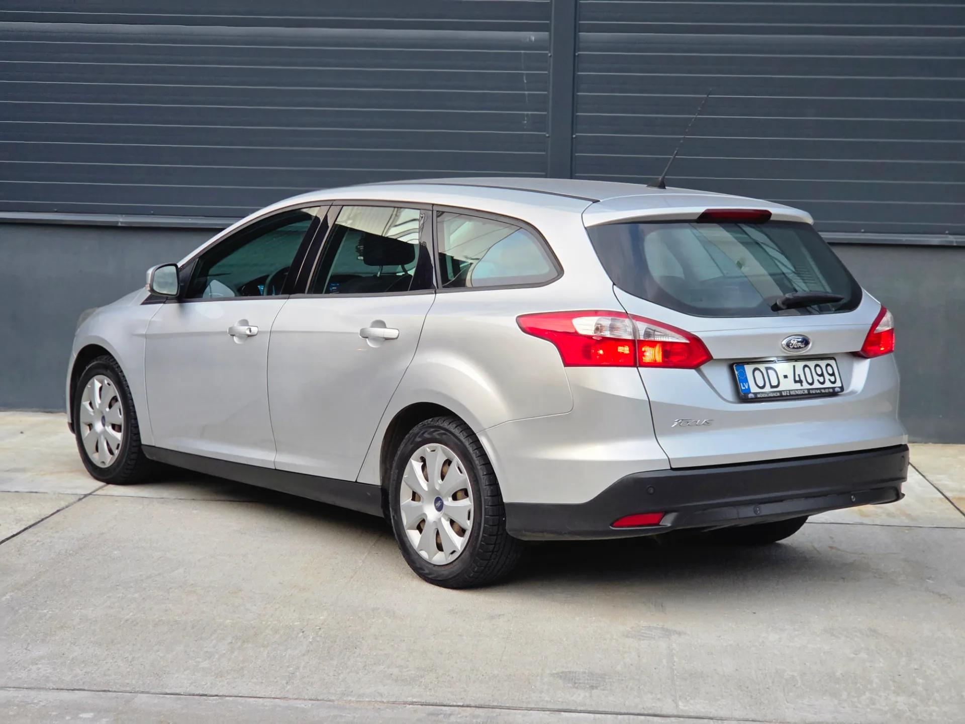 Ford Focus, 2014 — 28