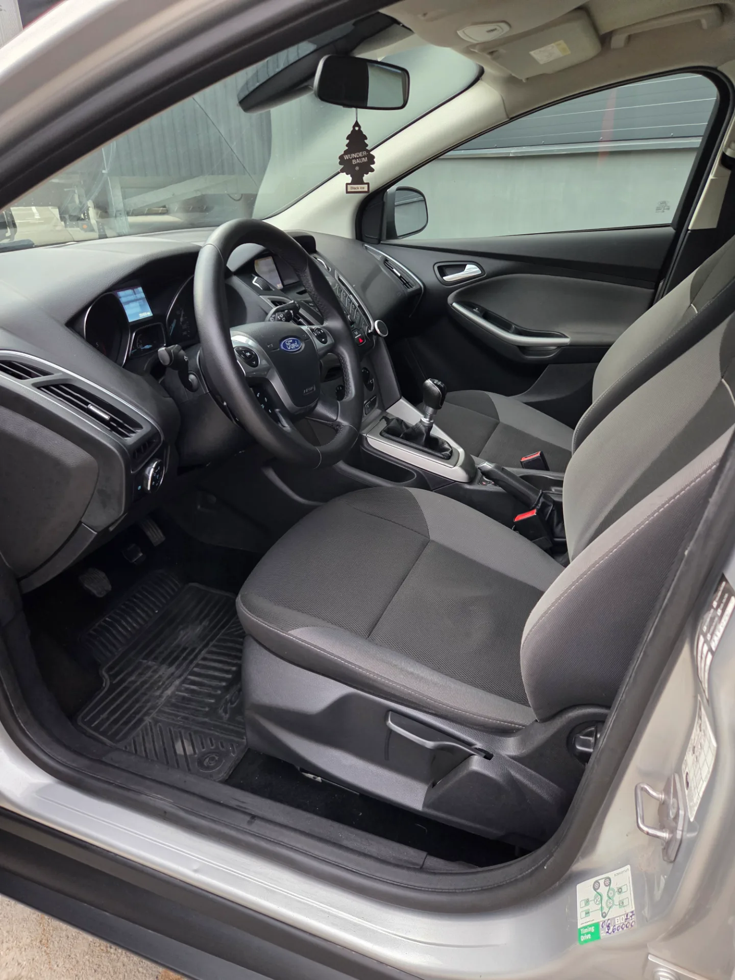 Ford Focus, 2014 — 33