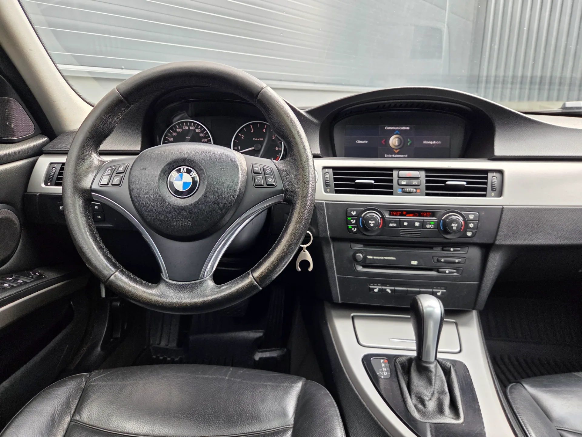 Bmw 320, 2005 — 21