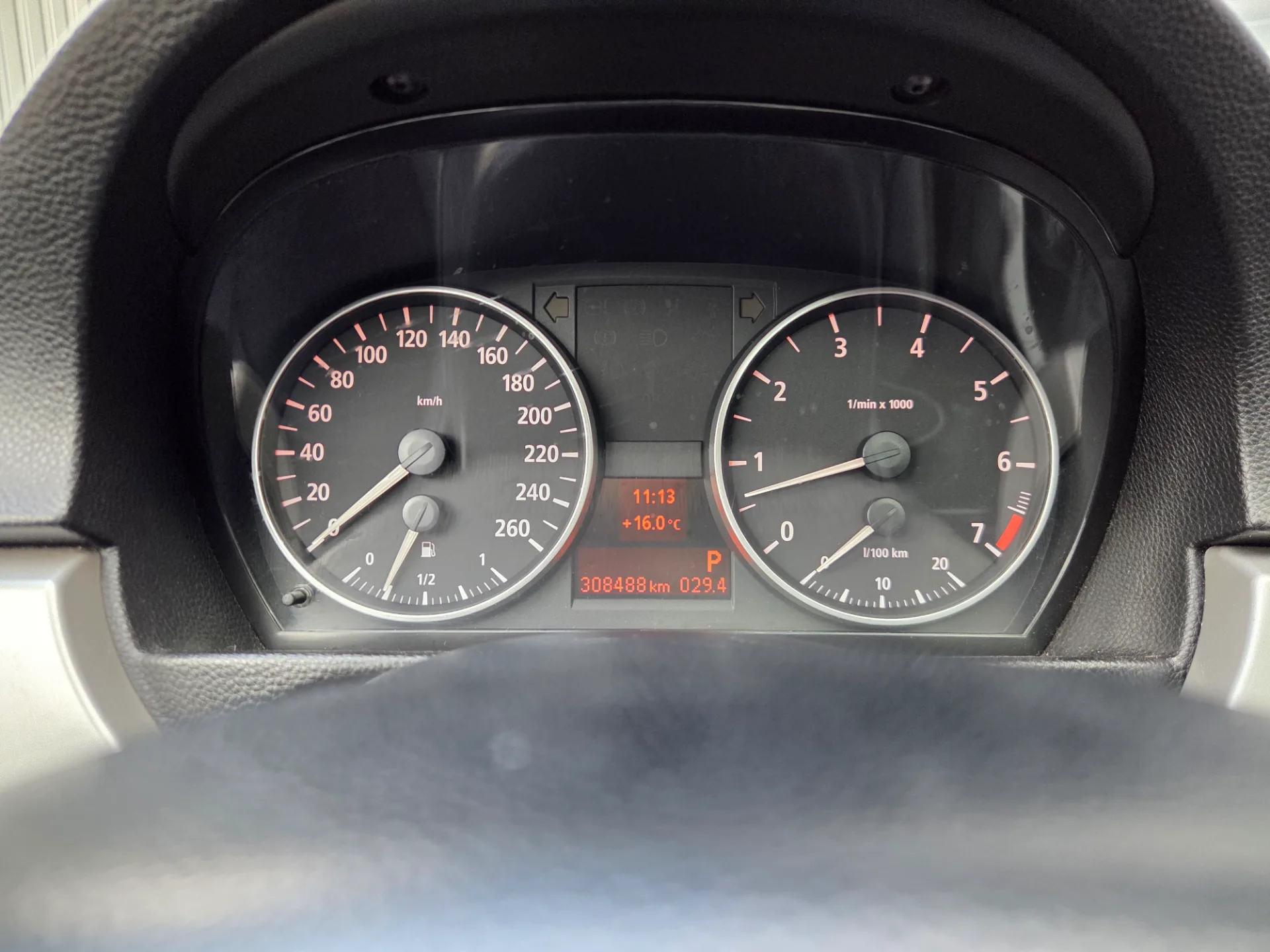 Bmw 320, 2005 — 24