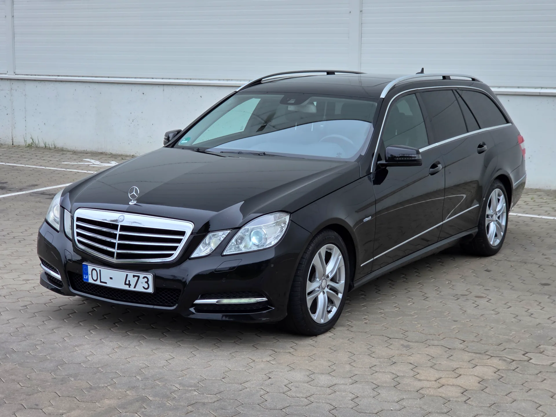 Mercedes-Benz Mercedes E220, 2011 — 5