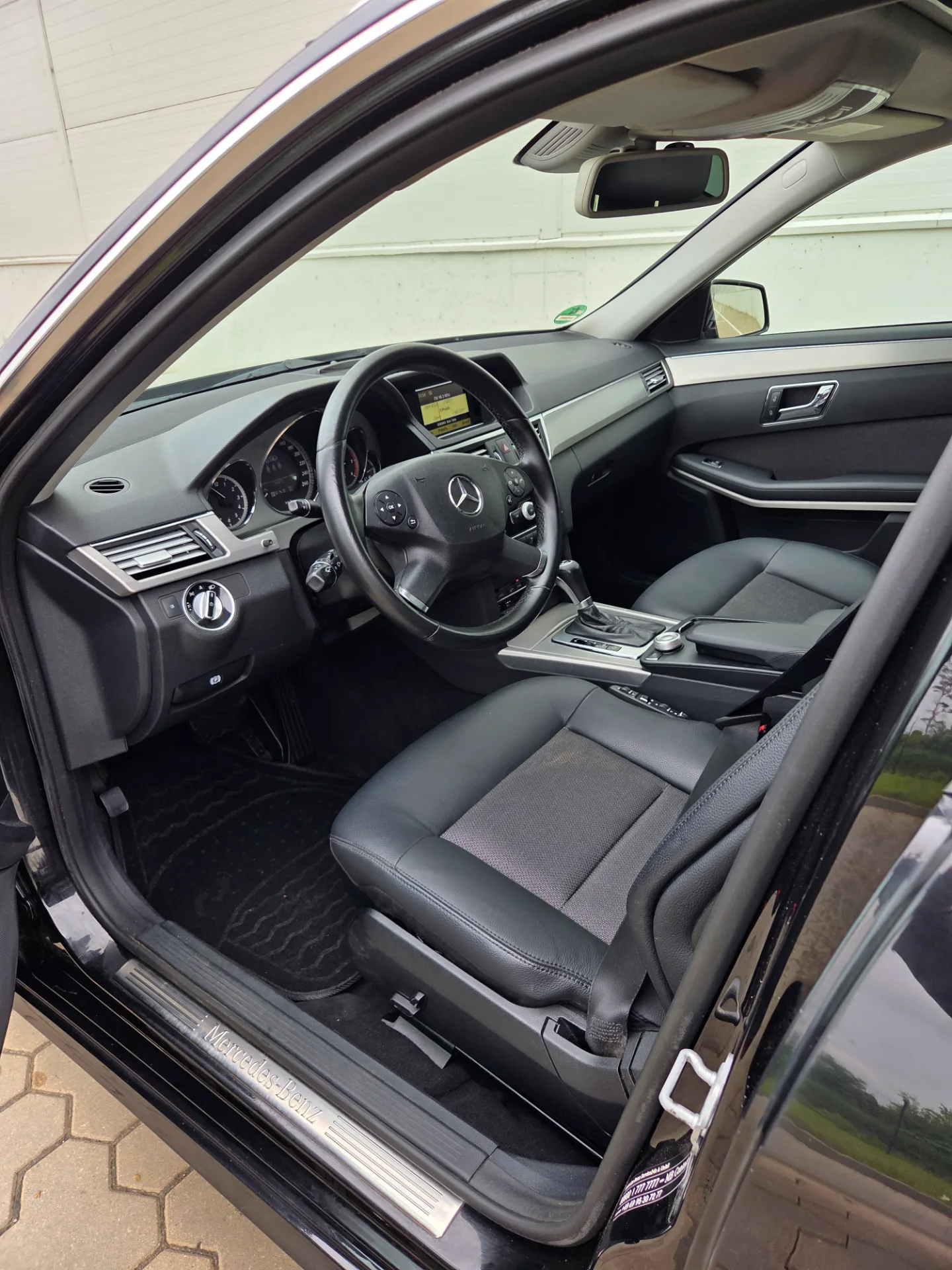 Mercedes-Benz Mercedes E220, 2011 — 19