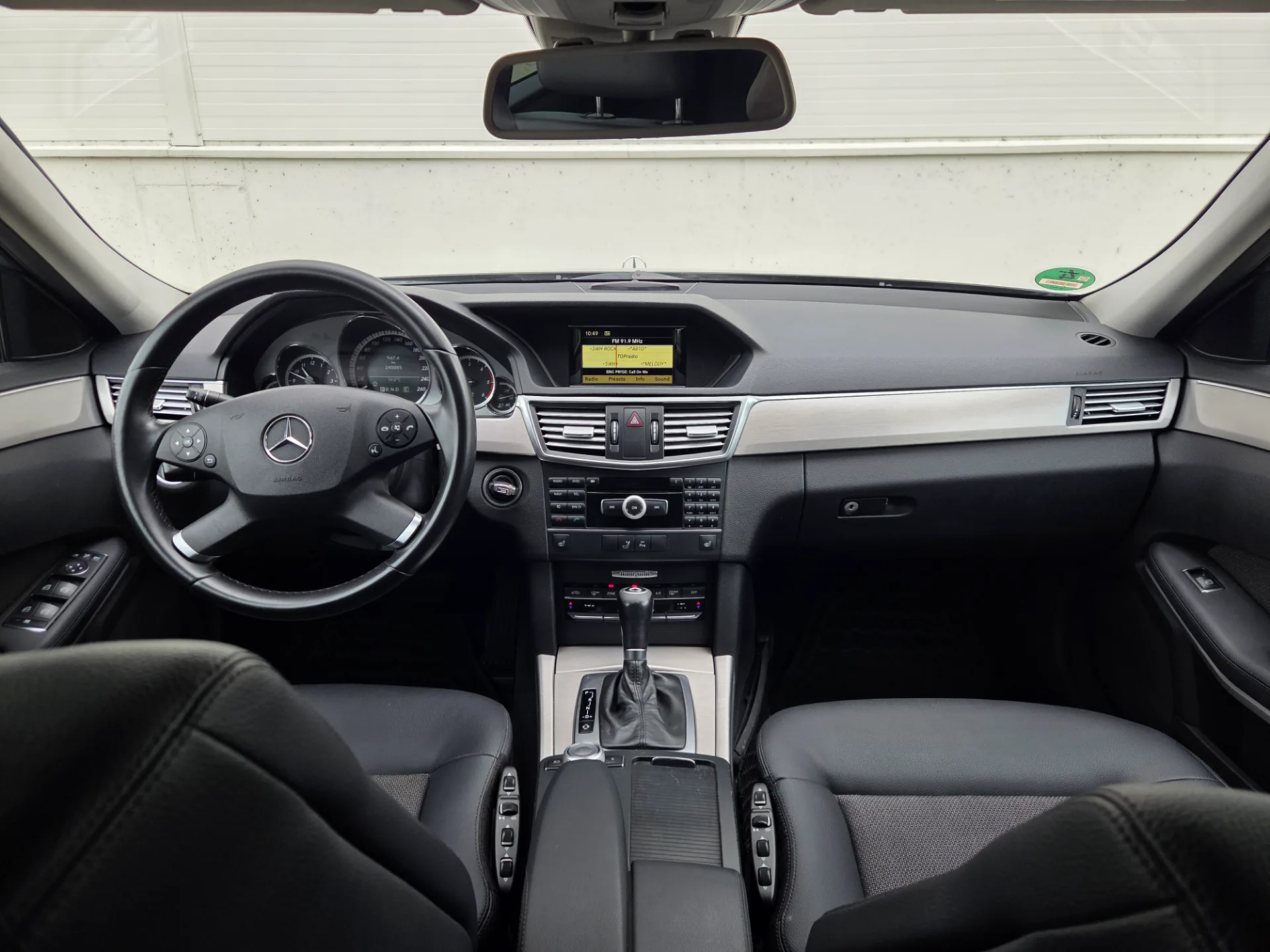 Mercedes-Benz Mercedes E220, 2011 — 28