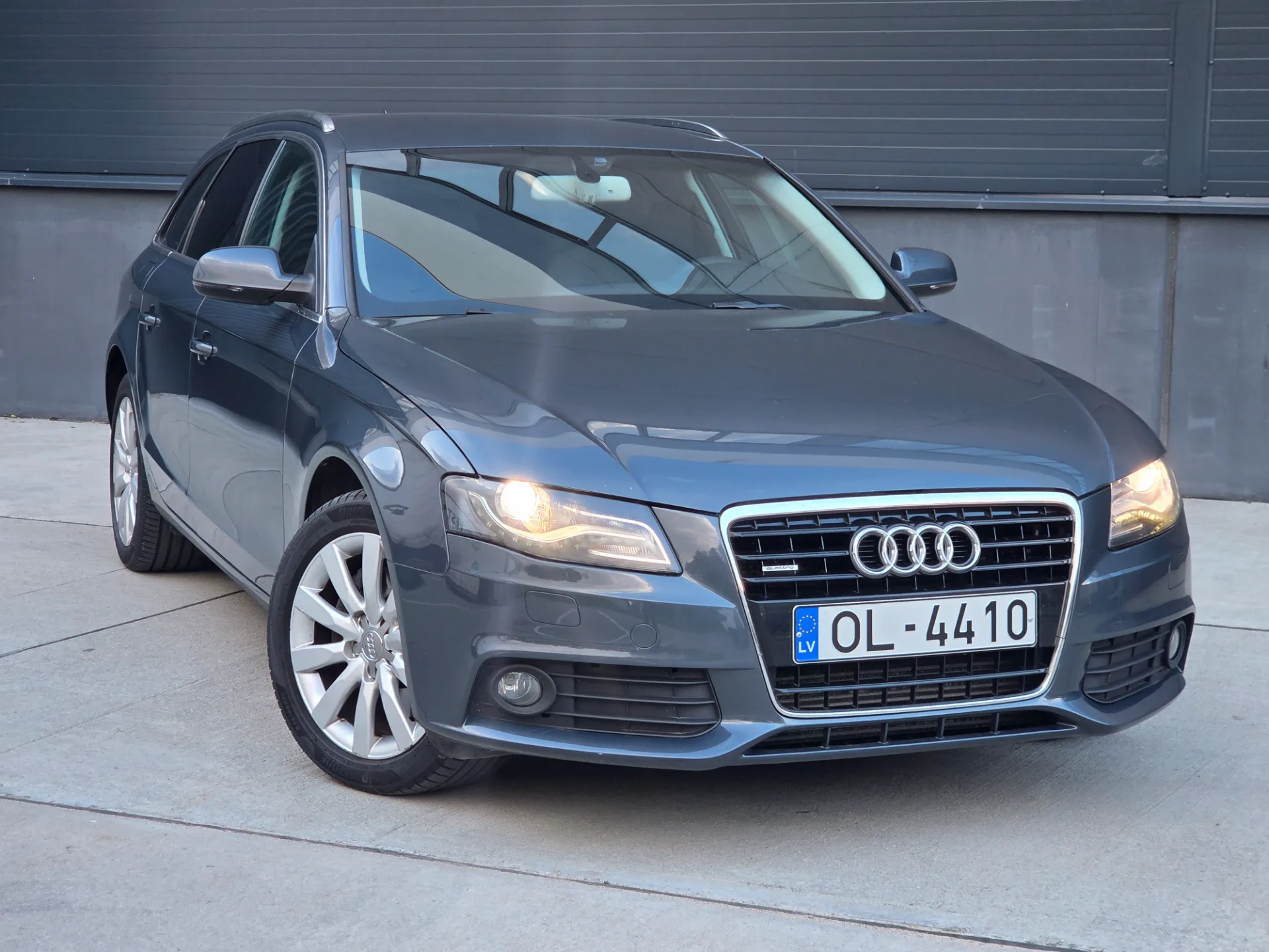 Audi A4, 2010 — 9