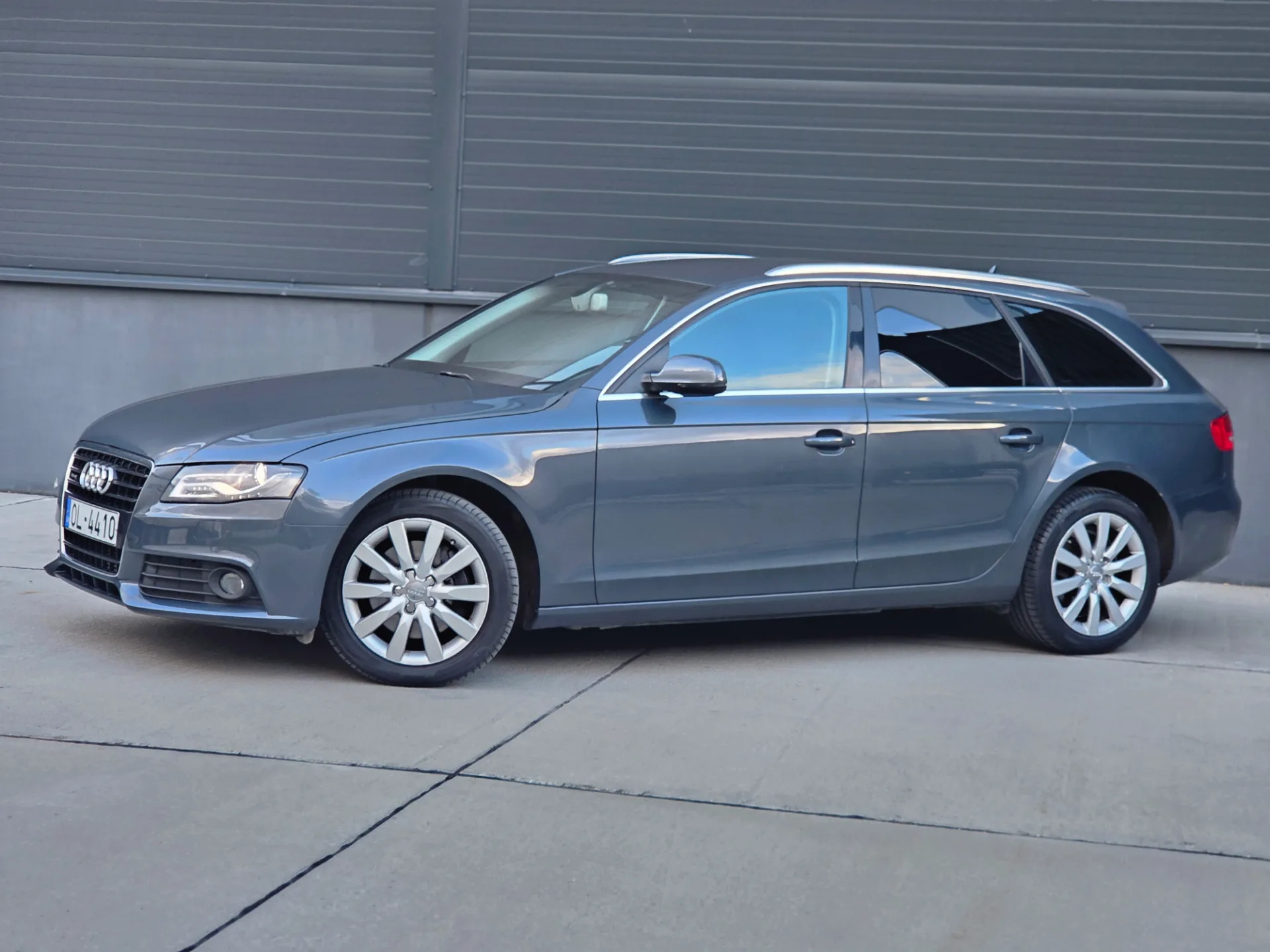 Audi A4, 2010 — 13