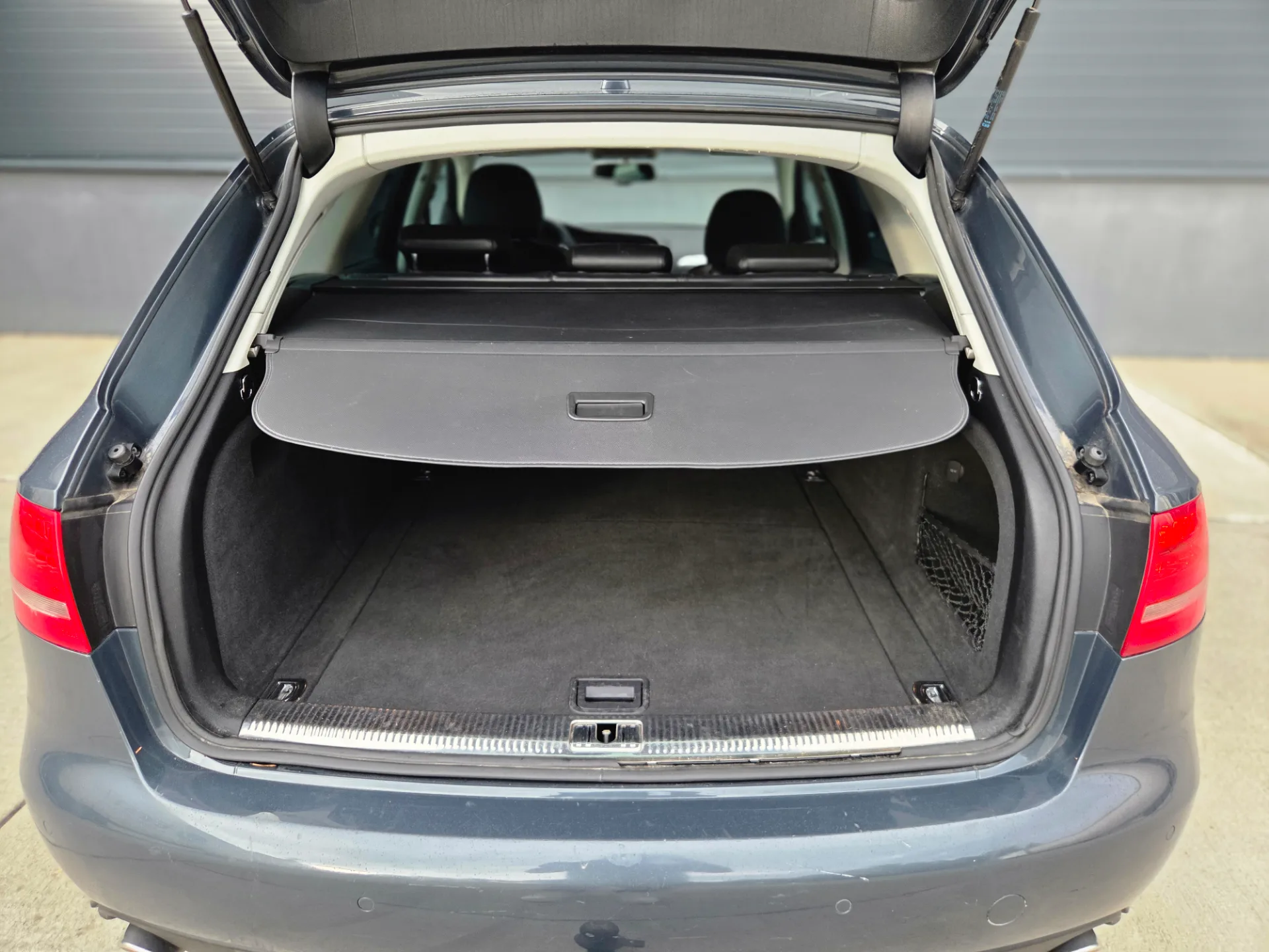 Audi A4, 2010 — 19
