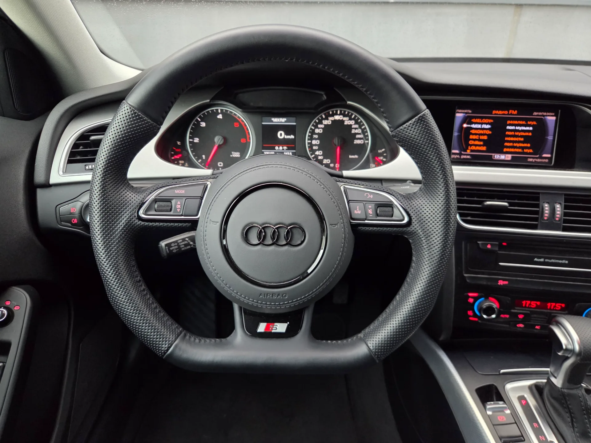Audi A4, 2010 — 22