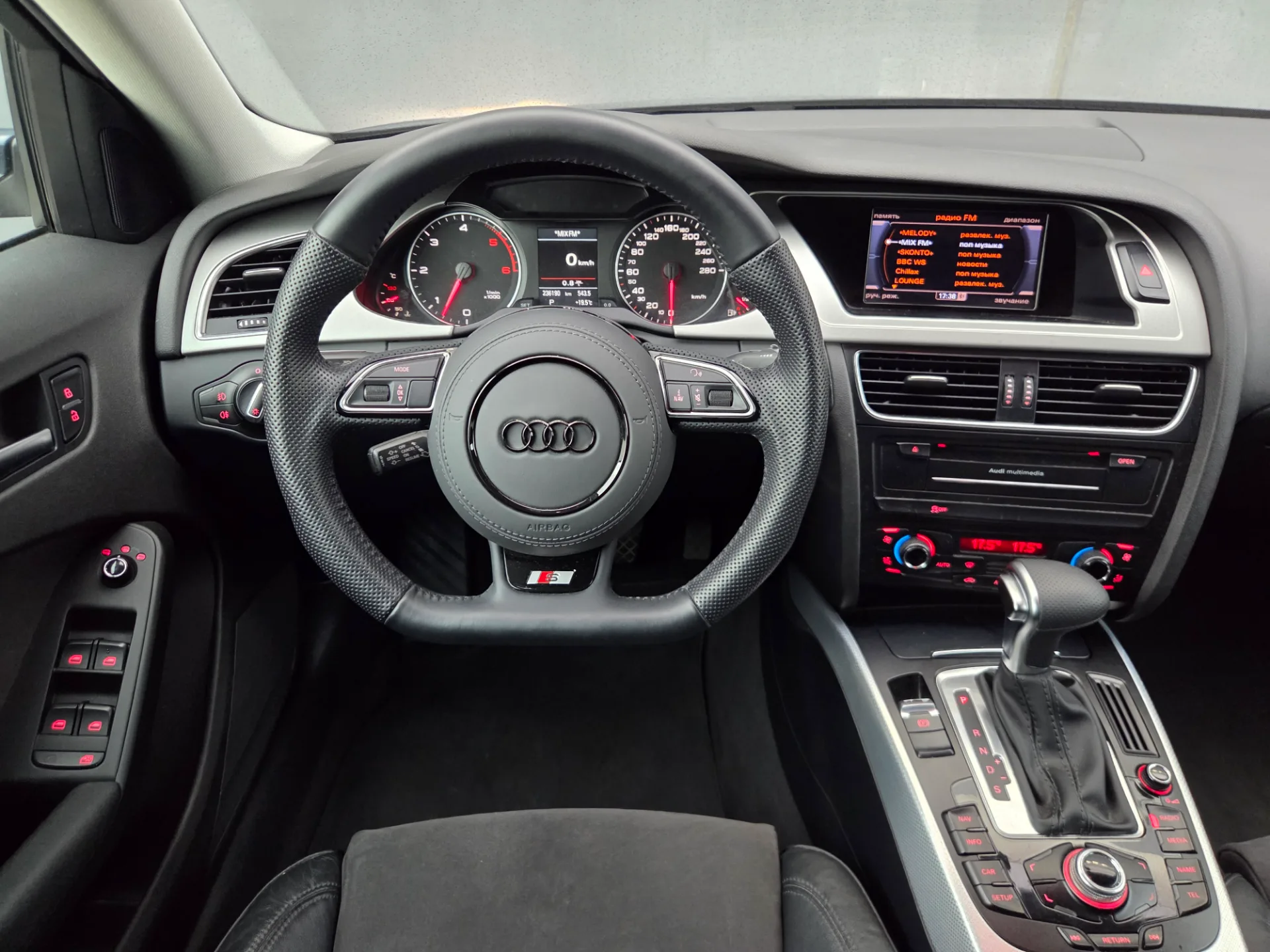 Audi A4, 2010 — 20
