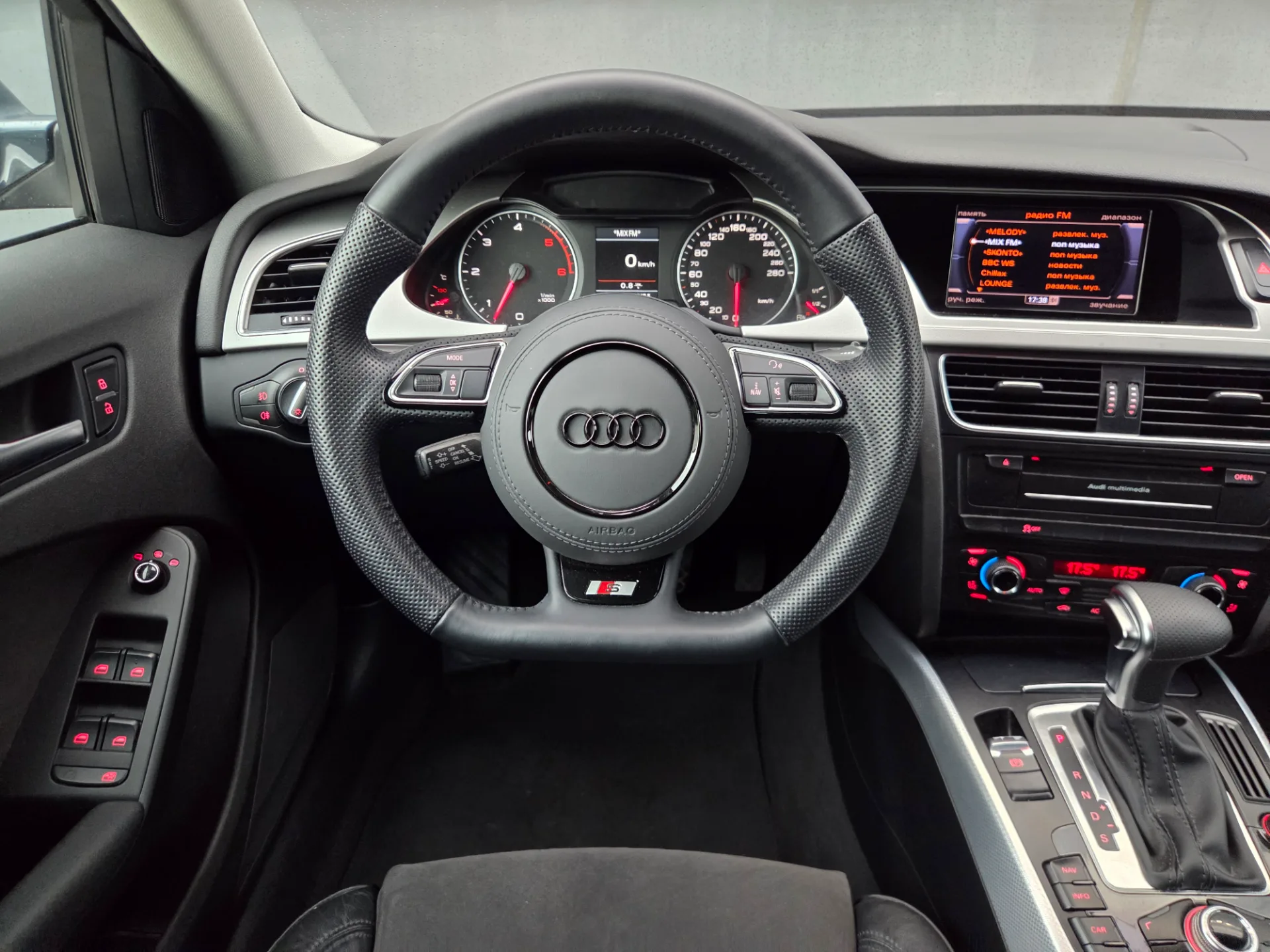 Audi A4, 2010 — 31