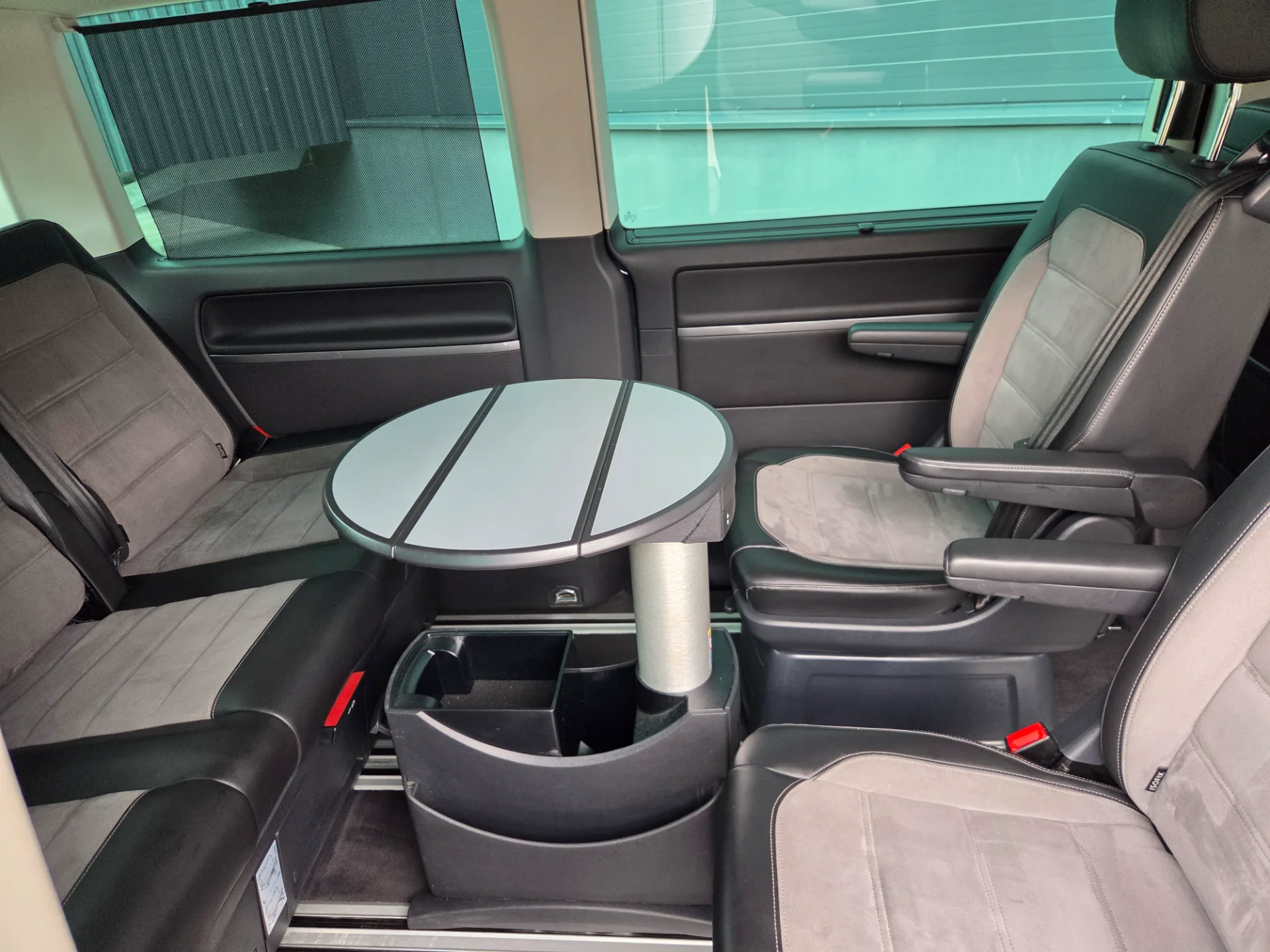 Volkswagen Multivan, 2020 — 26