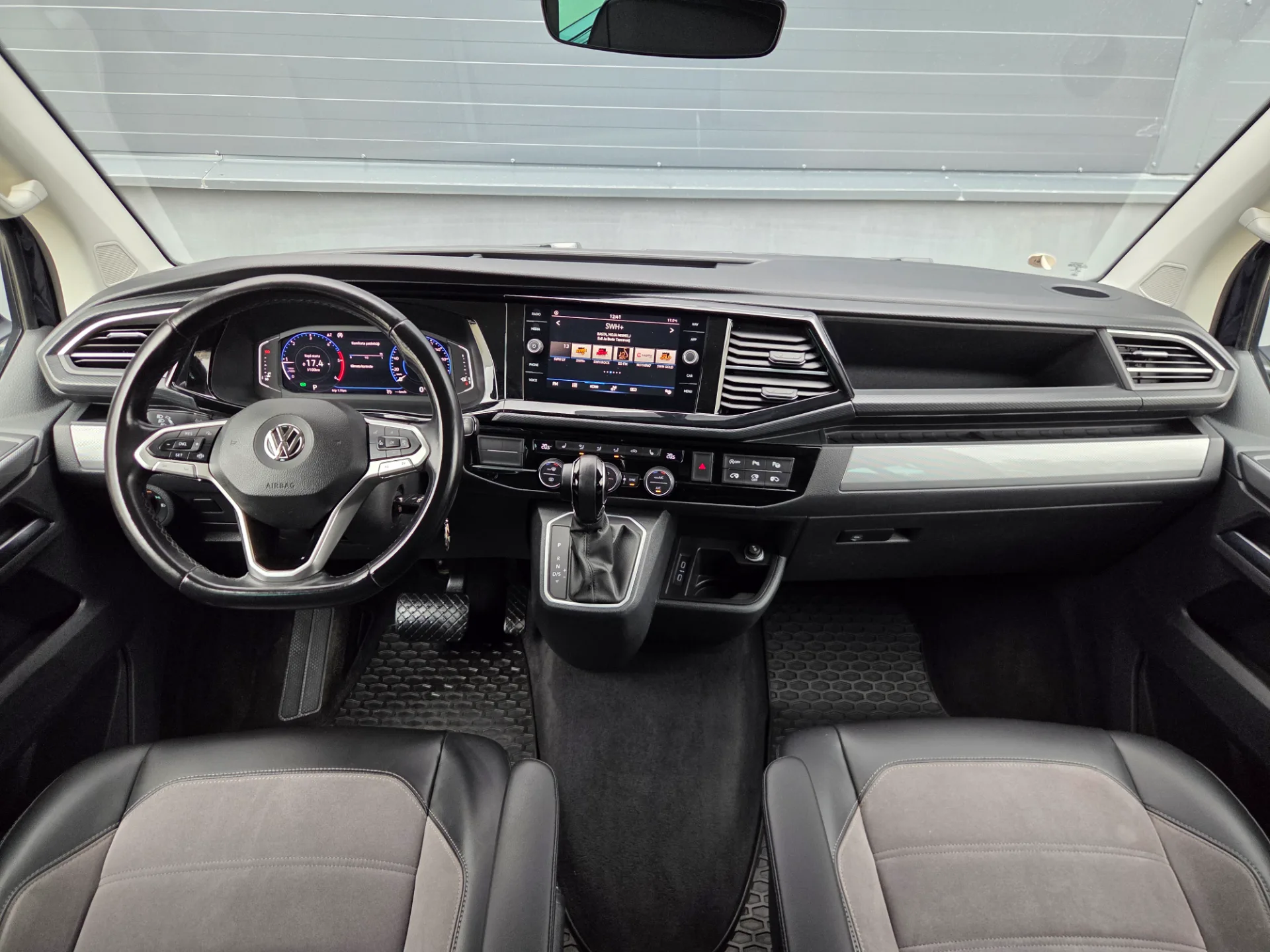 Volkswagen Multivan, 2020 — 29