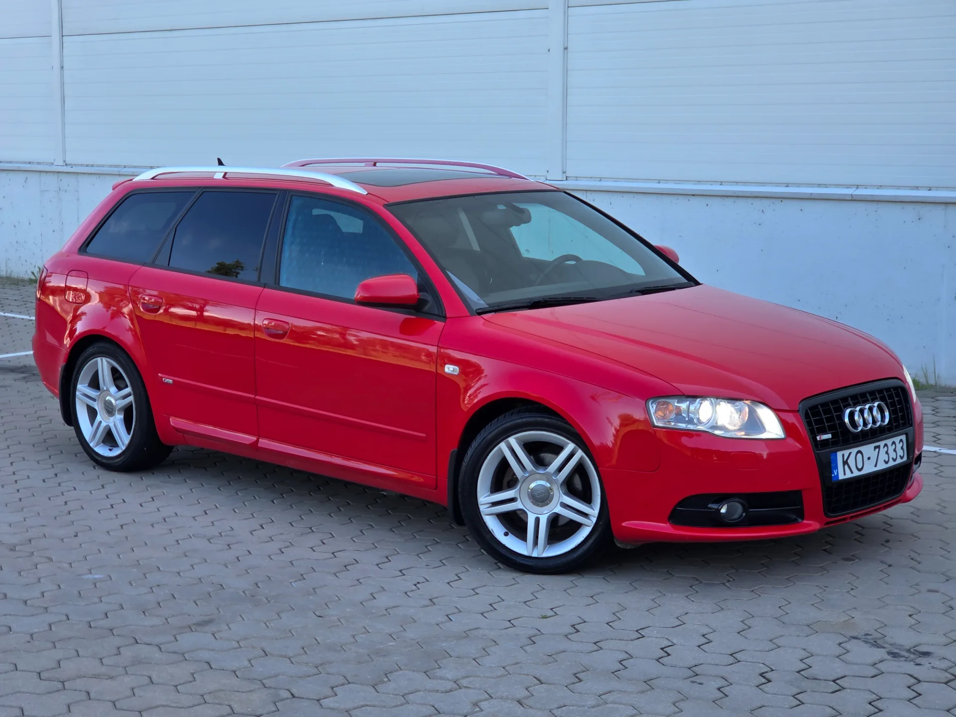 AUDI A4, 2006 — 4