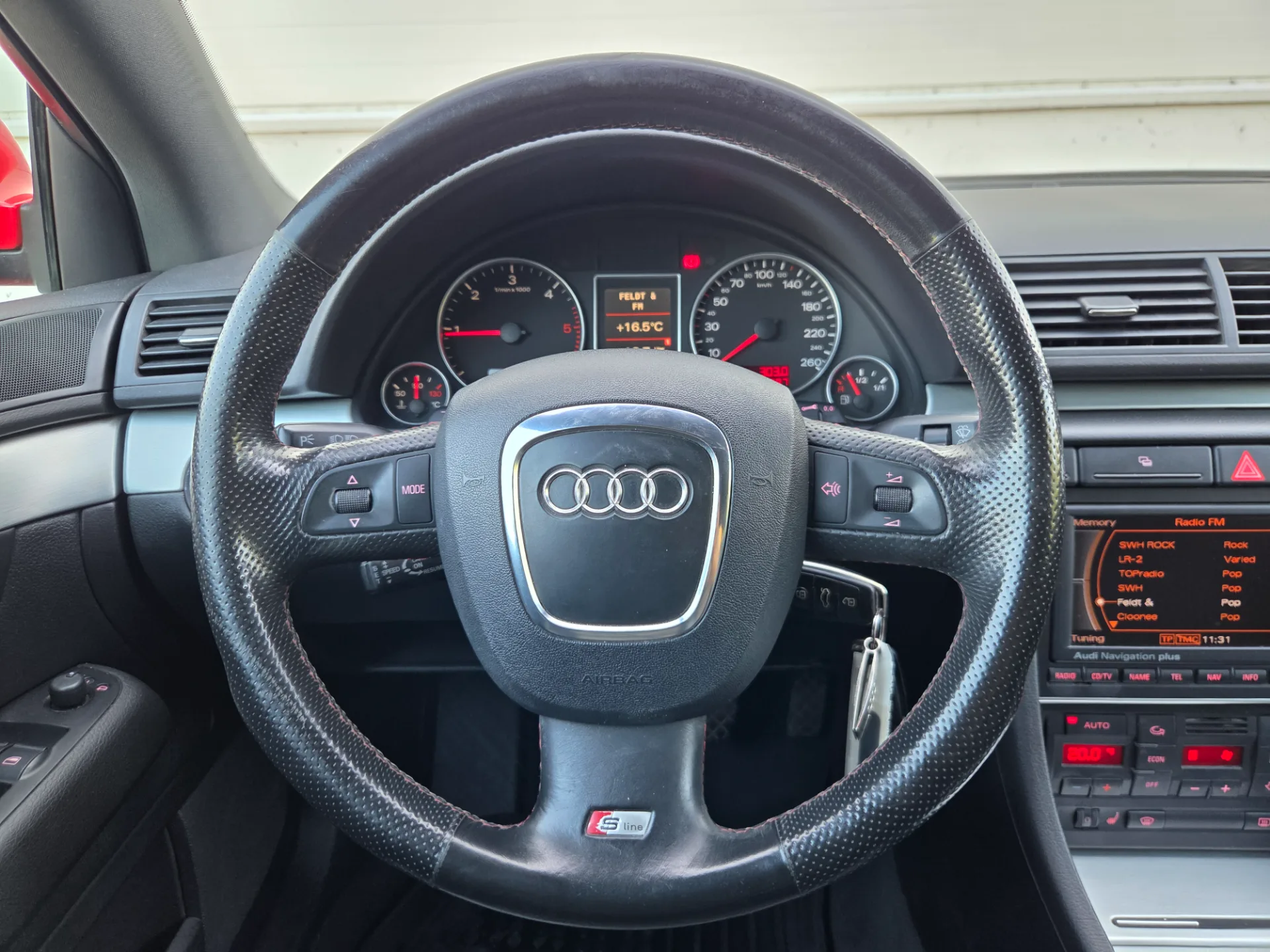 AUDI A4, 2006 — 24