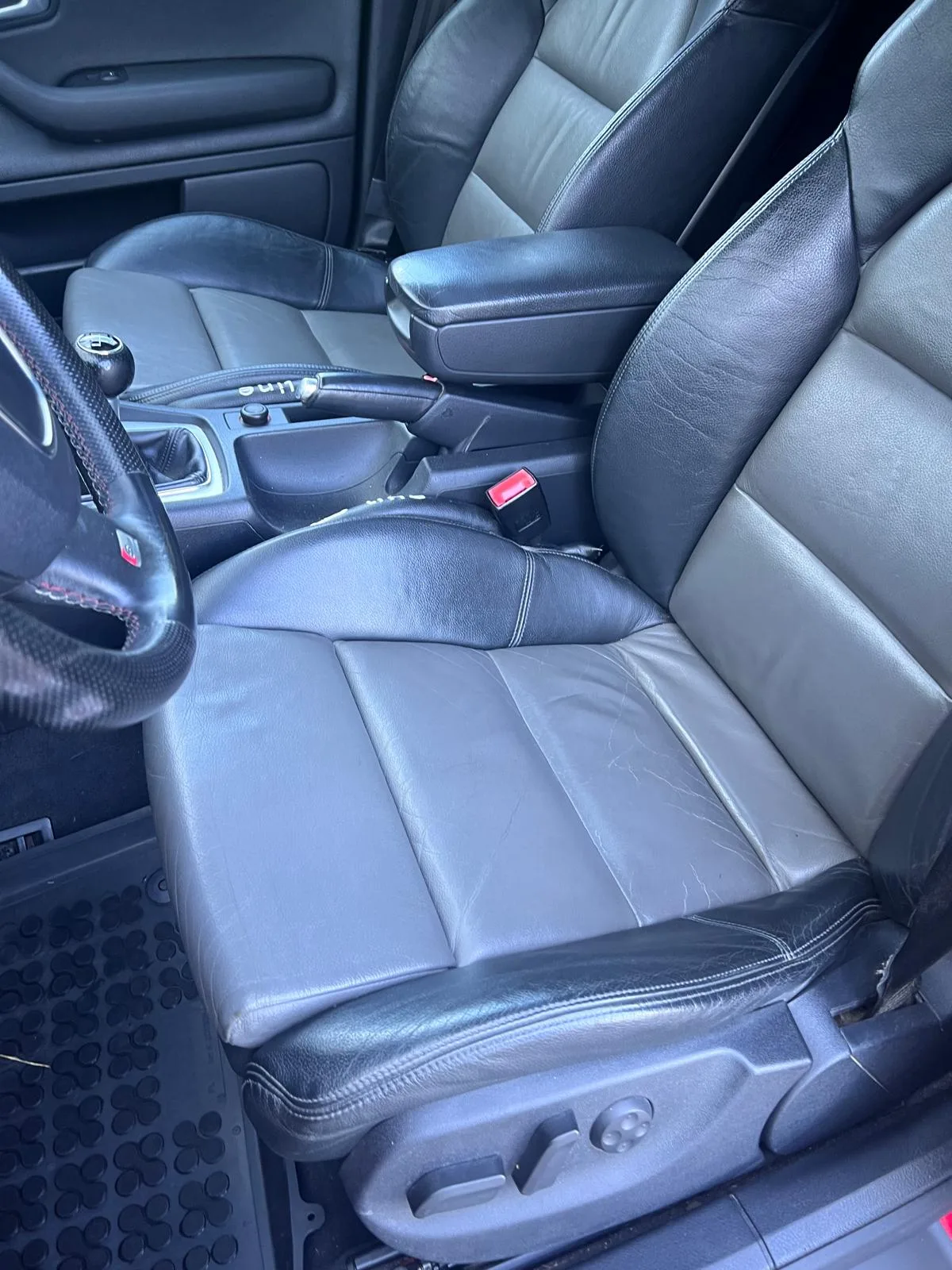 AUDI A4, 2006 — 31