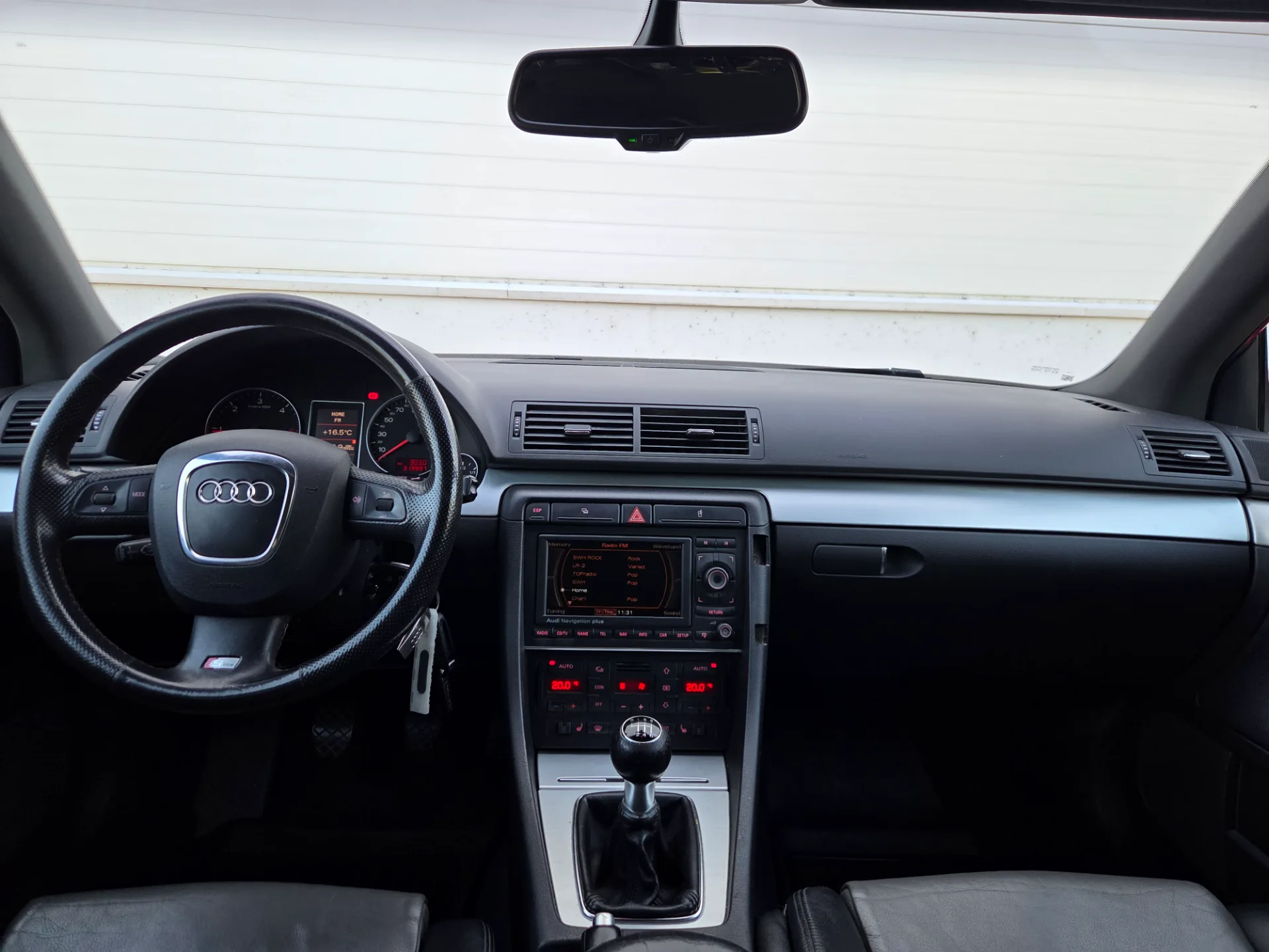 AUDI A4, 2006 — 33