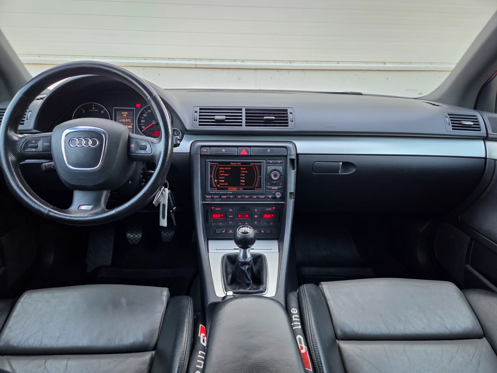 AUDI A4, 2006 — 34