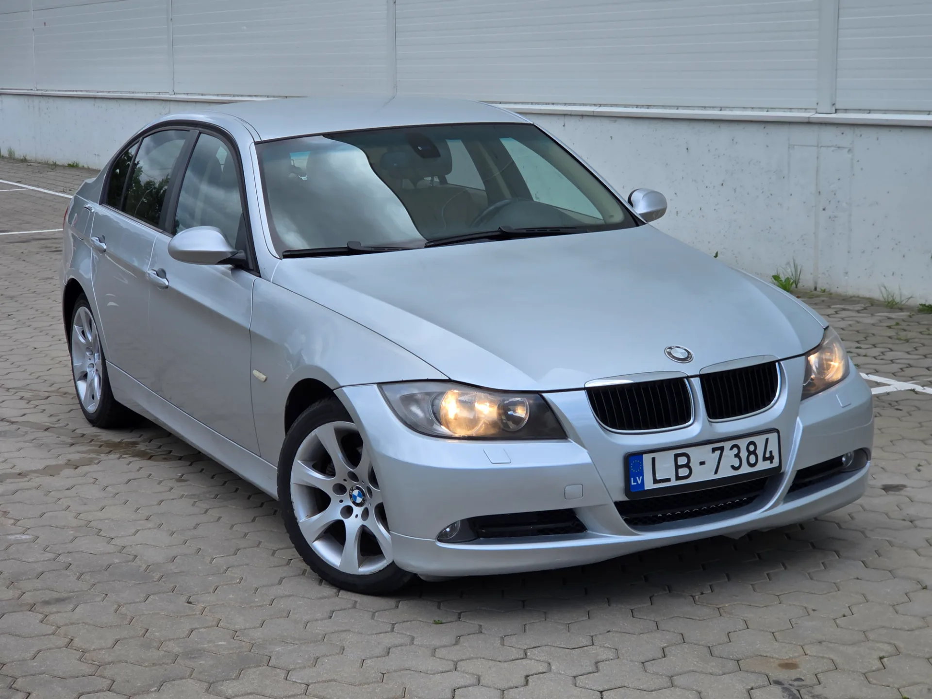 BMW 320, 2006