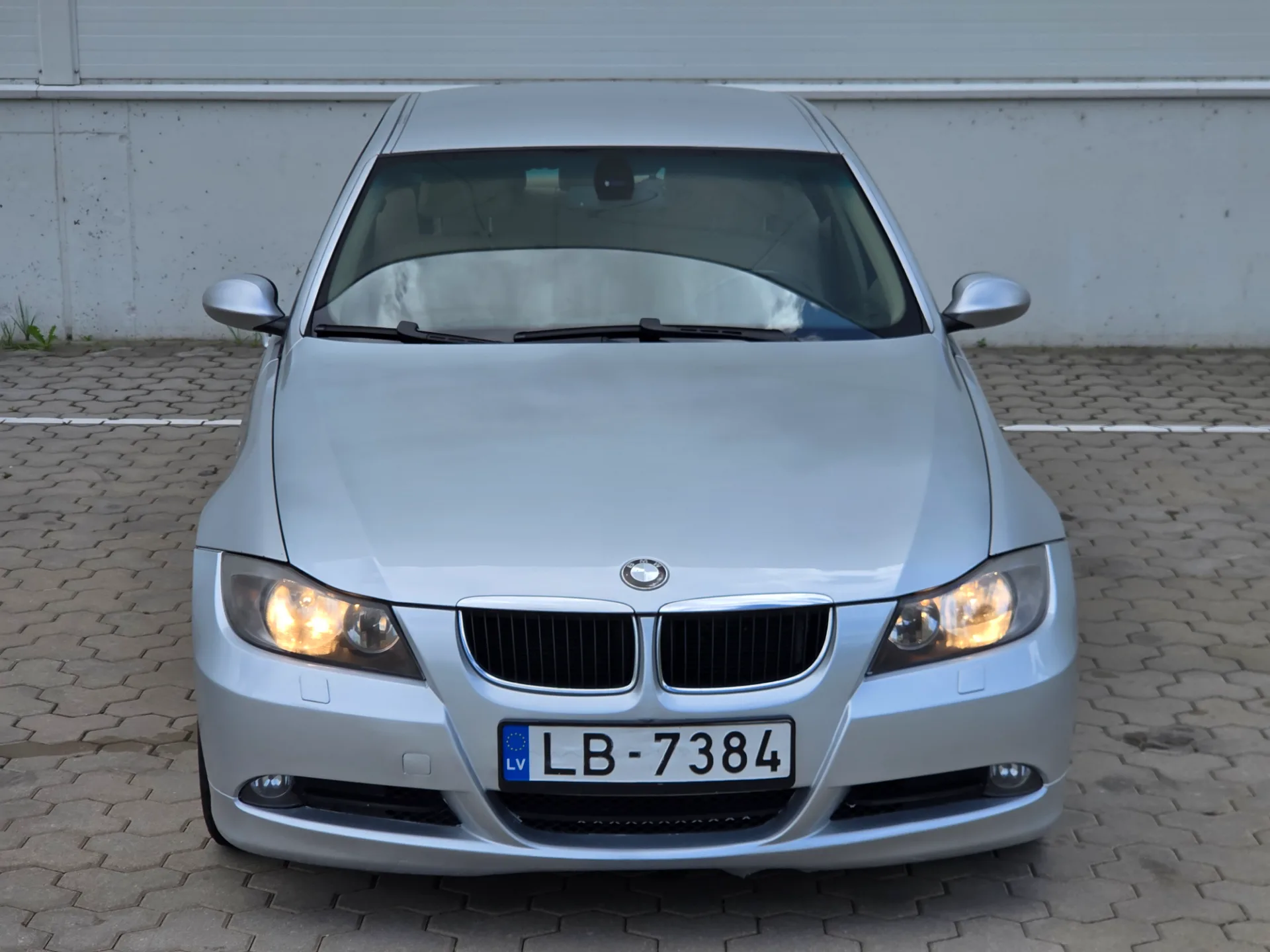BMW 320, 2006 — 11
