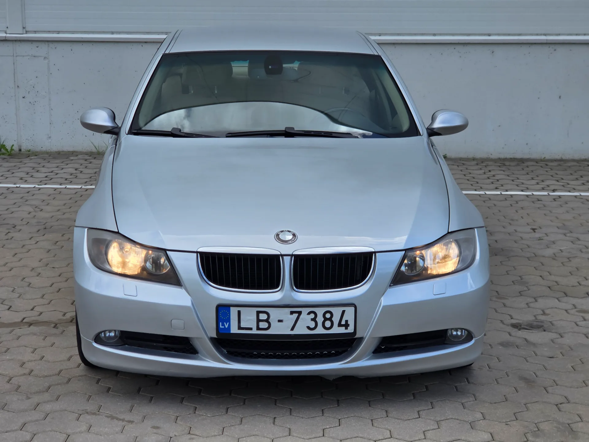 BMW 320, 2006 — 13