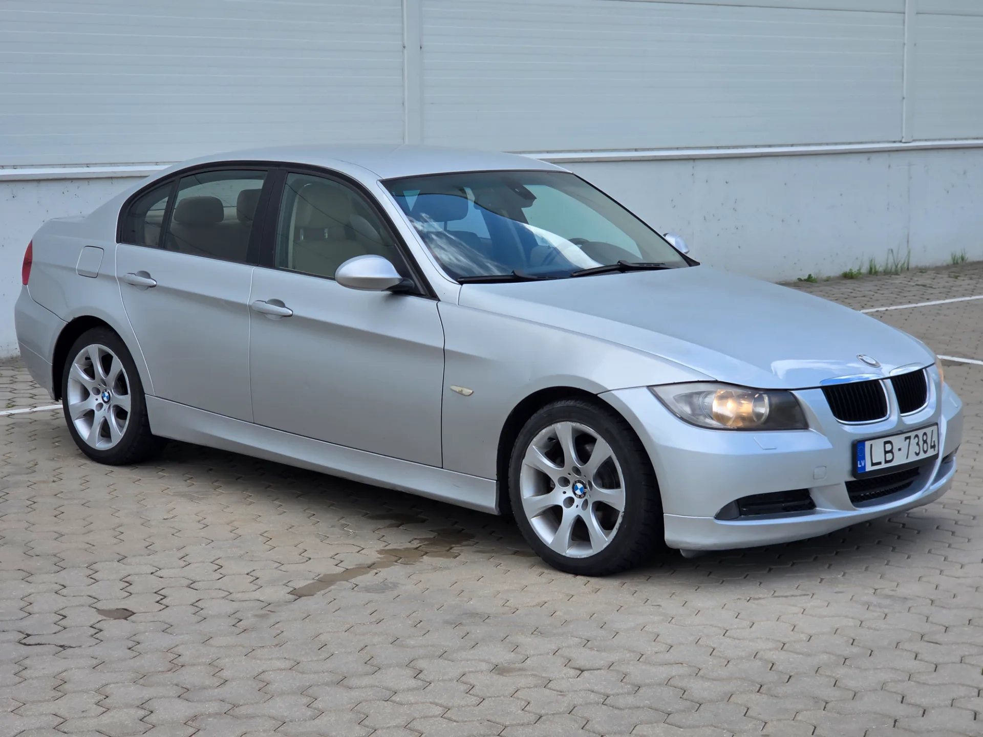 BMW 320, 2006 — 15
