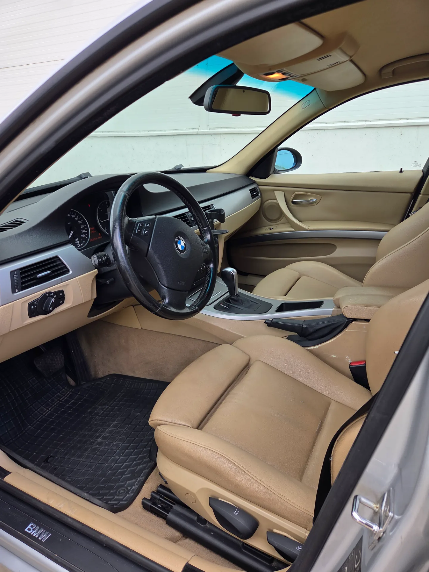 BMW 320, 2006 — 16