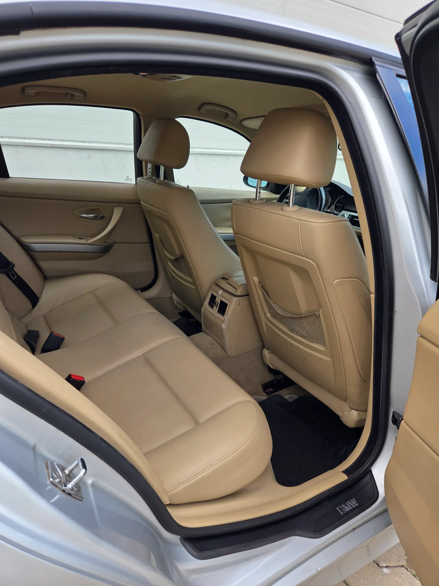 BMW 320, 2006 — 19