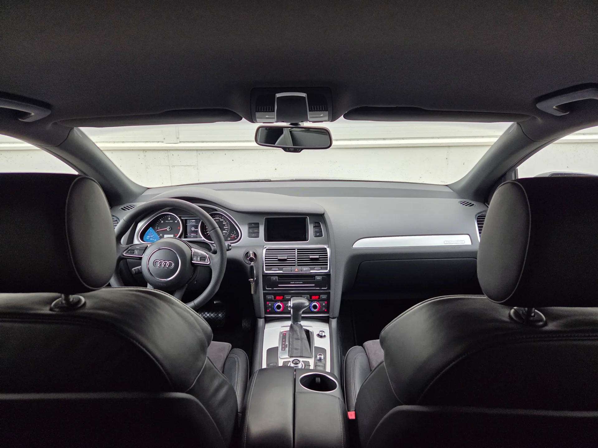 AUDI Q7, 2012 — 34