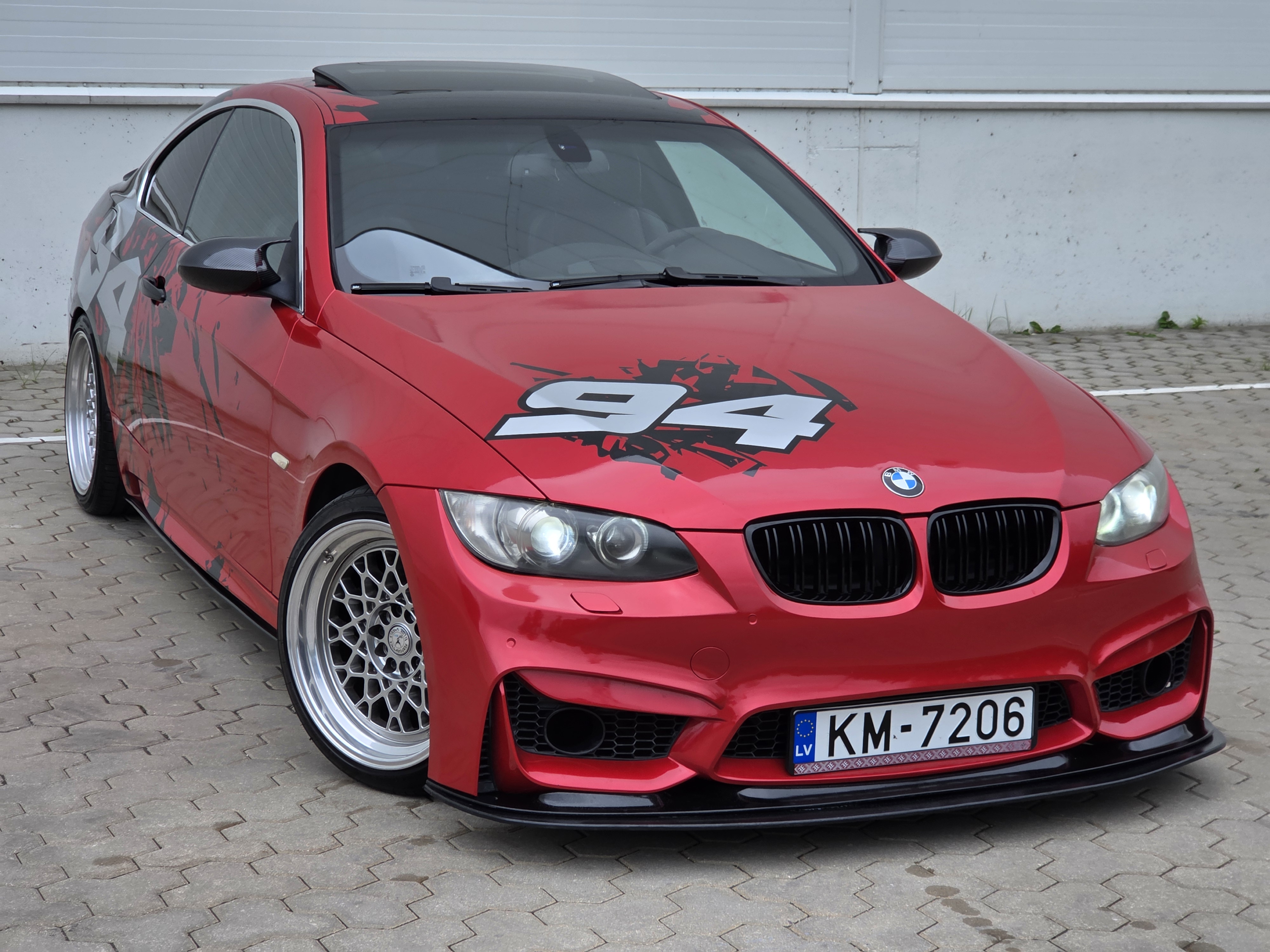 BMW 325, 2008