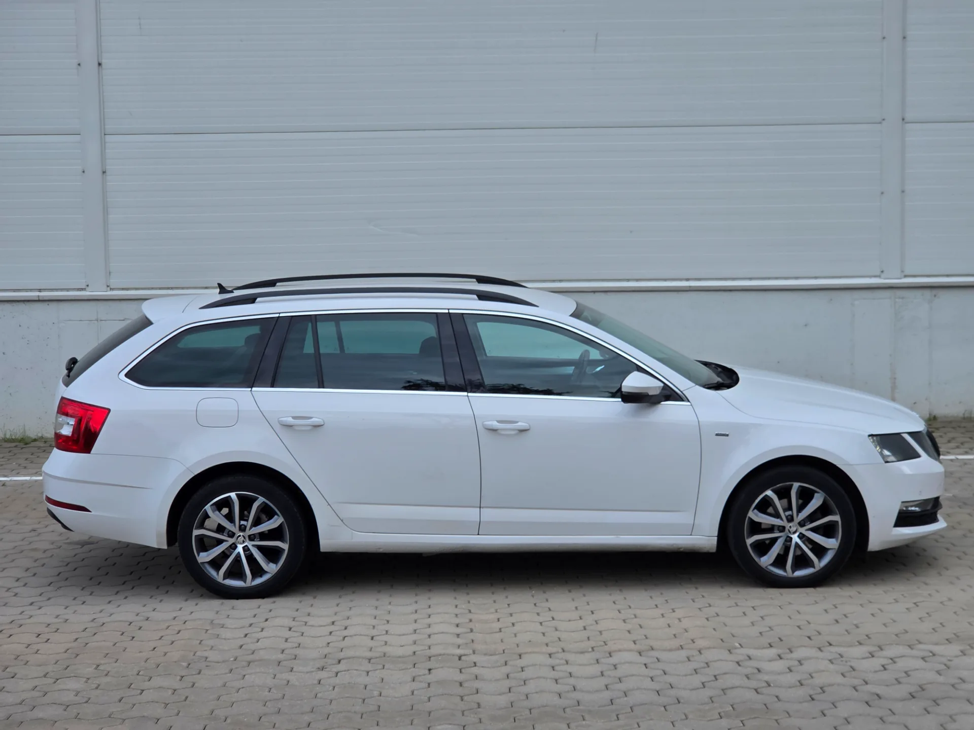 Škoda Octavia, 2017 — 11
