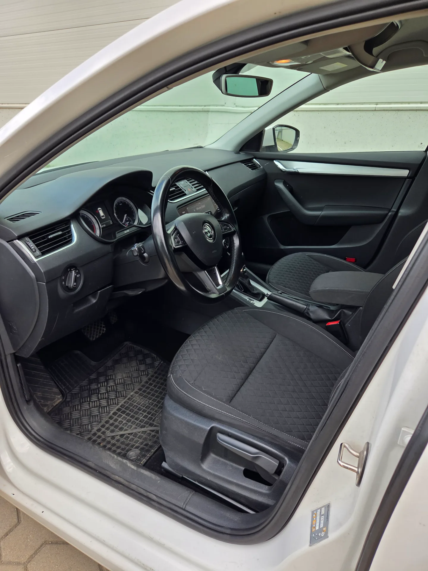 Škoda Octavia, 2017 — 17