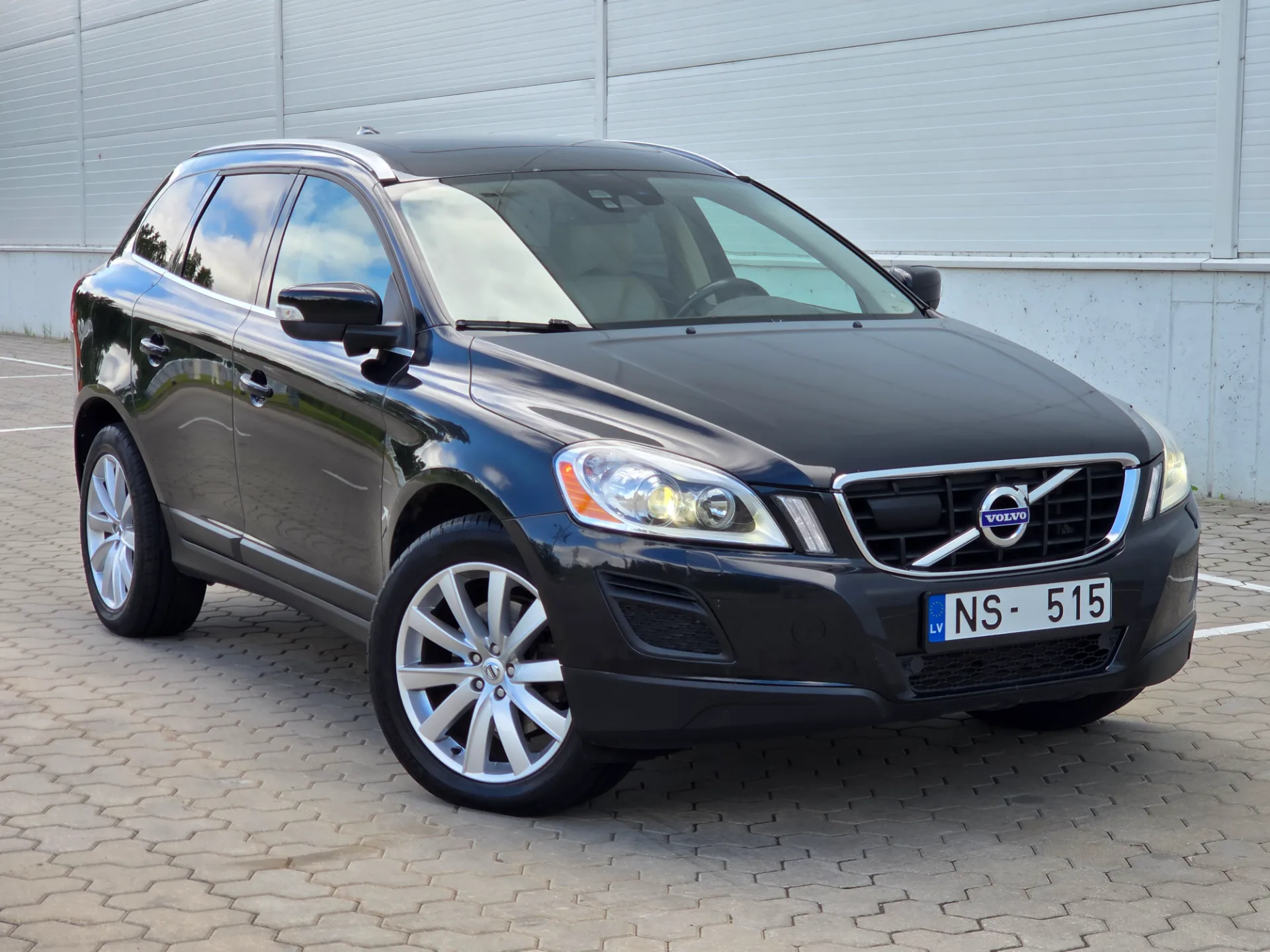 VOLVO XC60, 2011