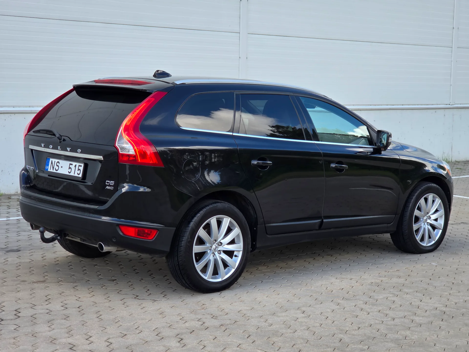 VOLVO XC60, 2011 — 10