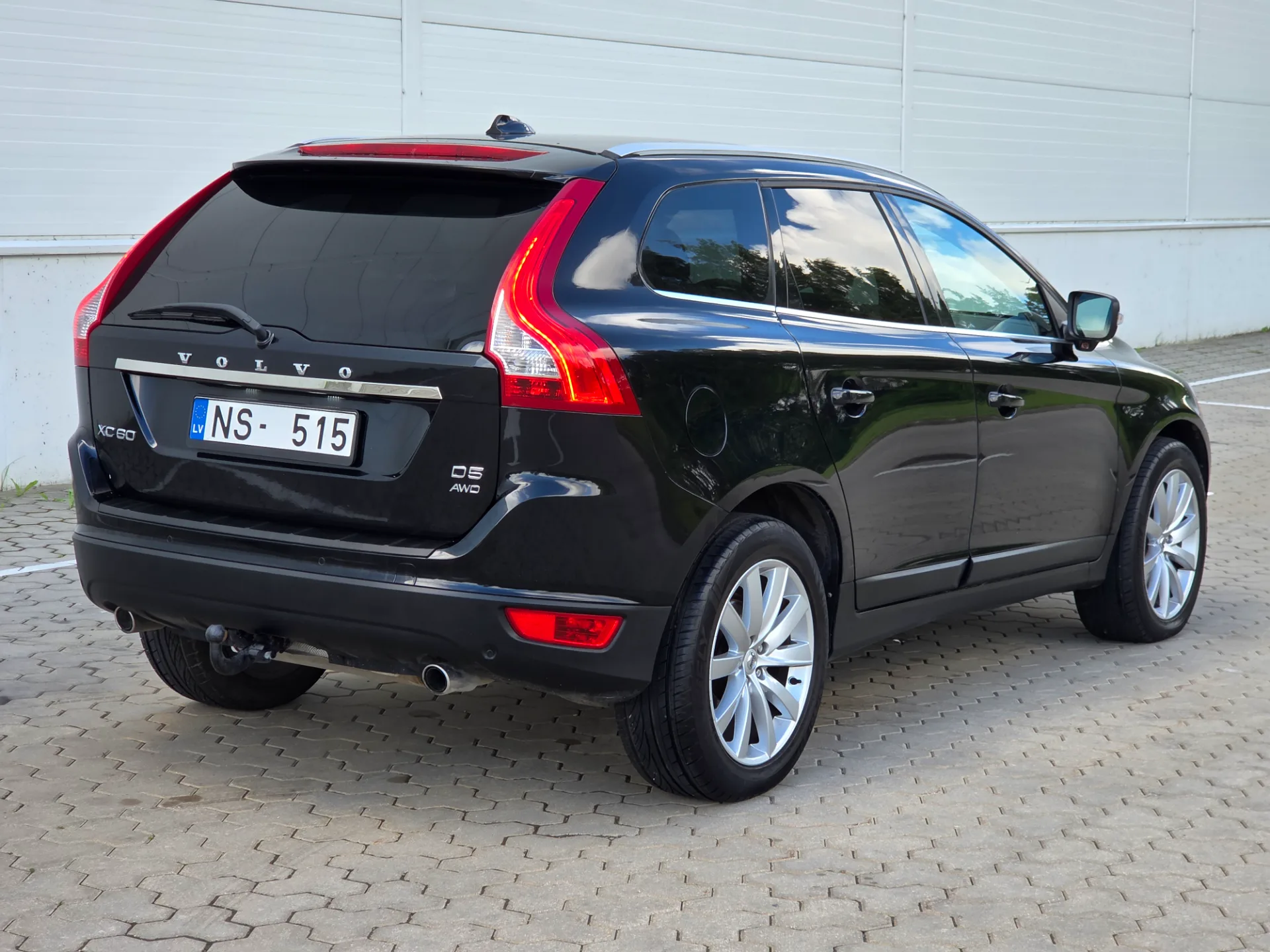 VOLVO XC60, 2011 — 16