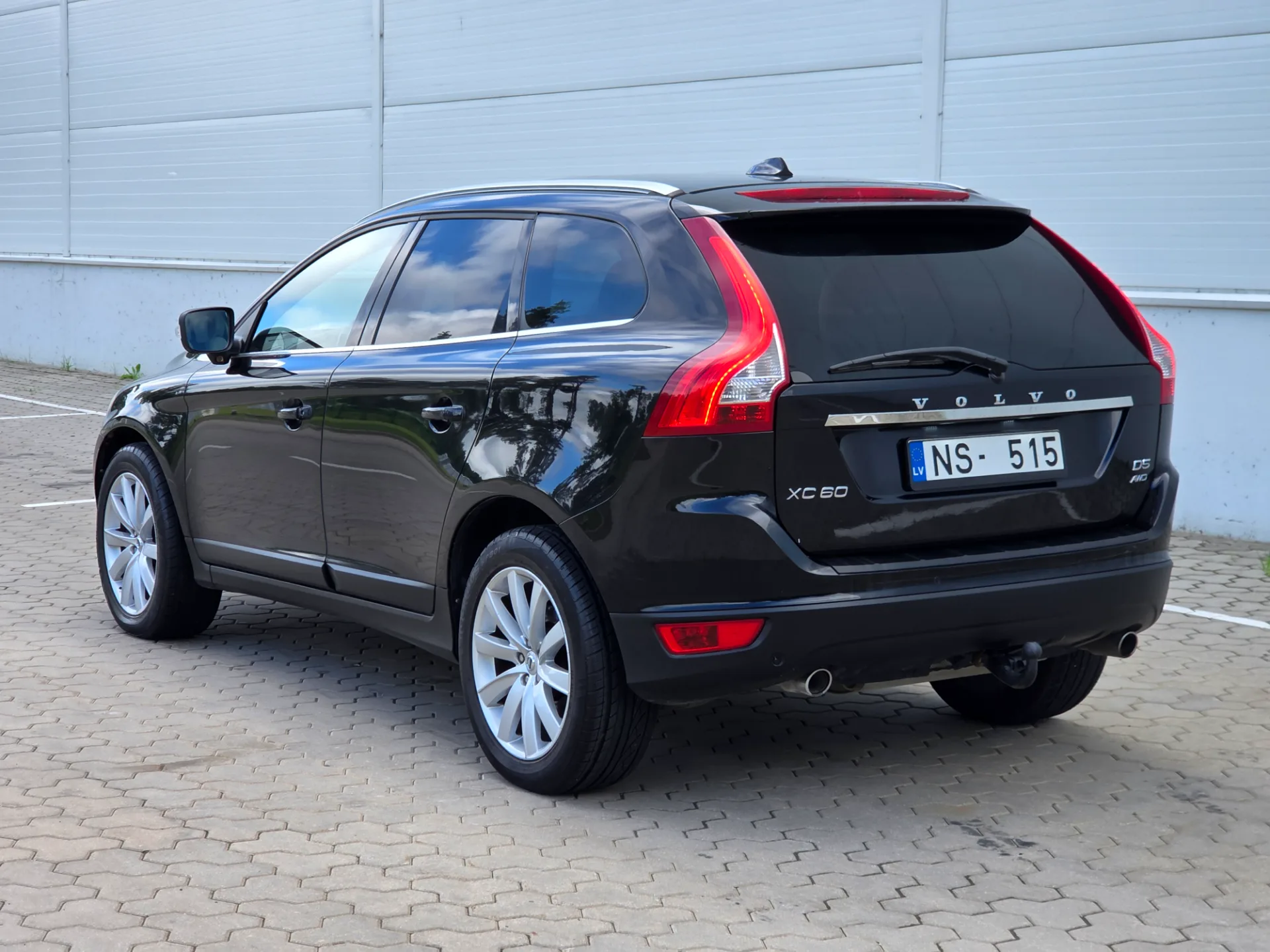 VOLVO XC60, 2011 — 18
