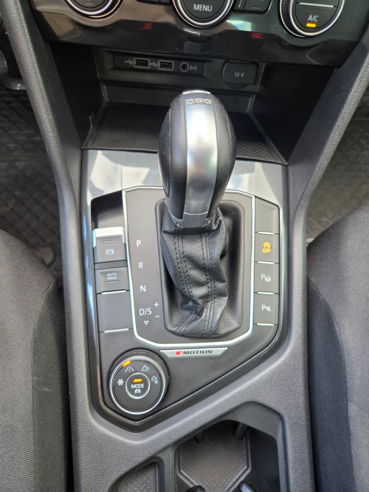 Volkswagen Tiguan, 2019 — 24