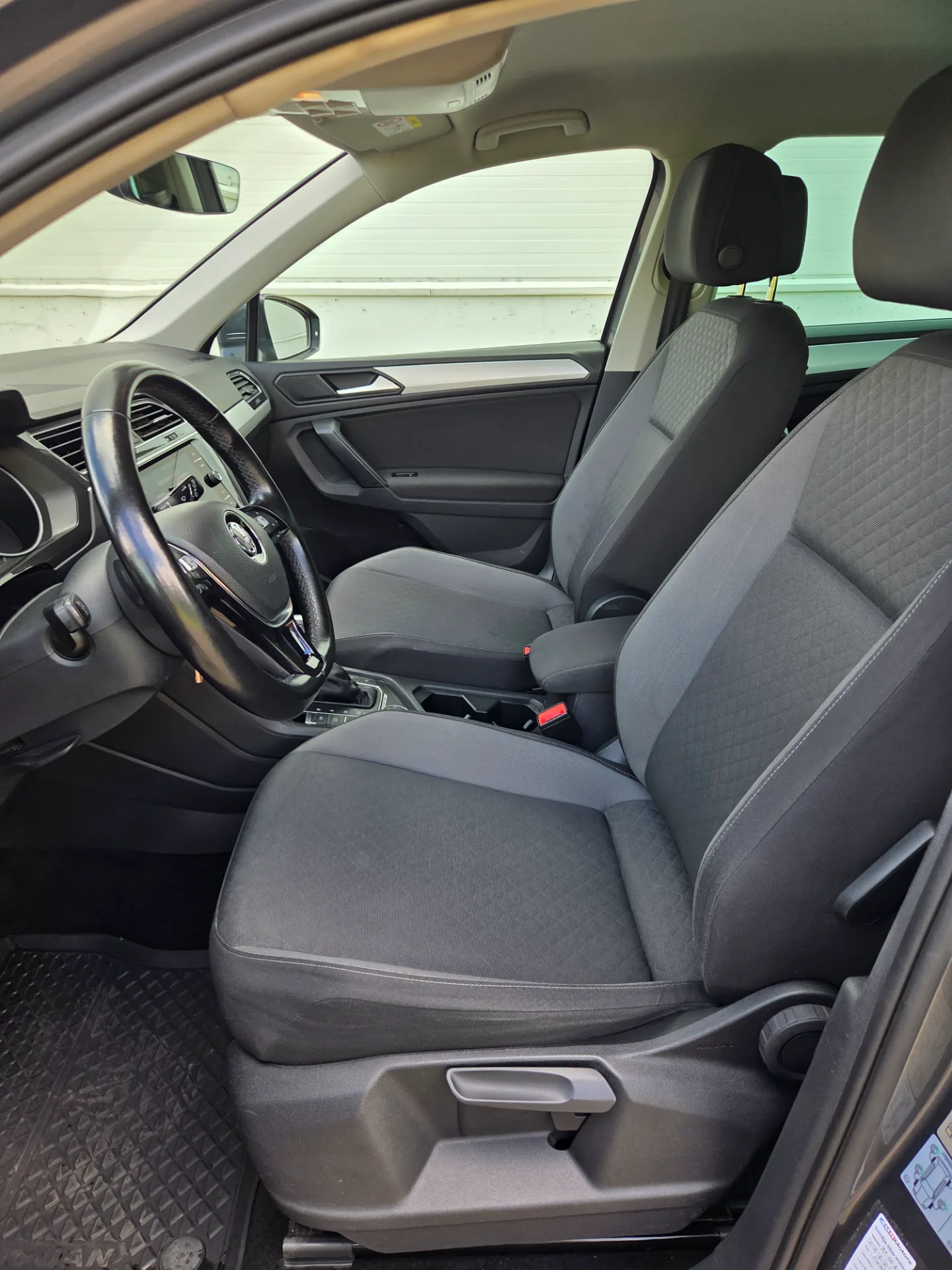 Volkswagen Tiguan, 2019 — 26