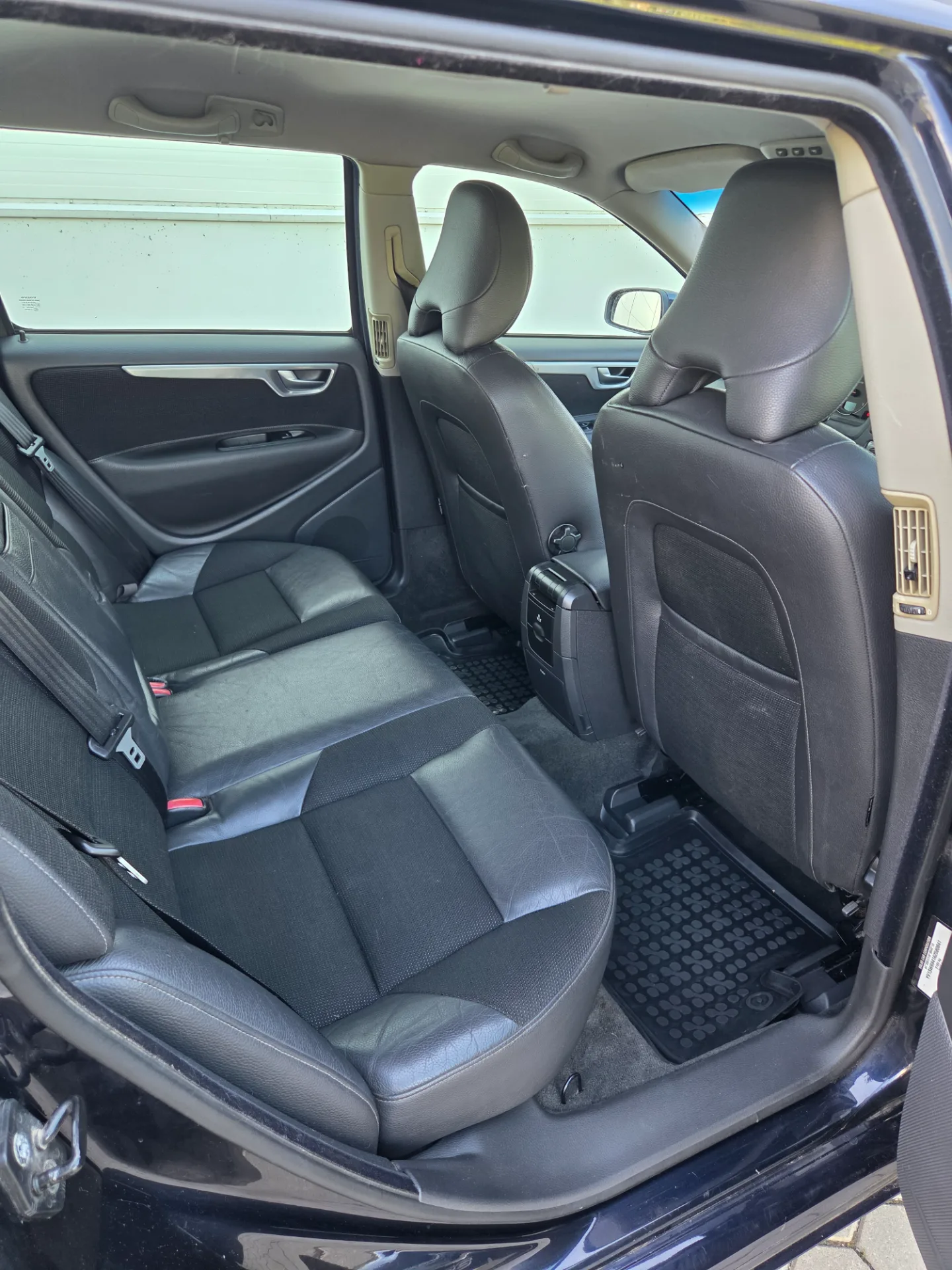 Volvo V70, 2006 — 36
