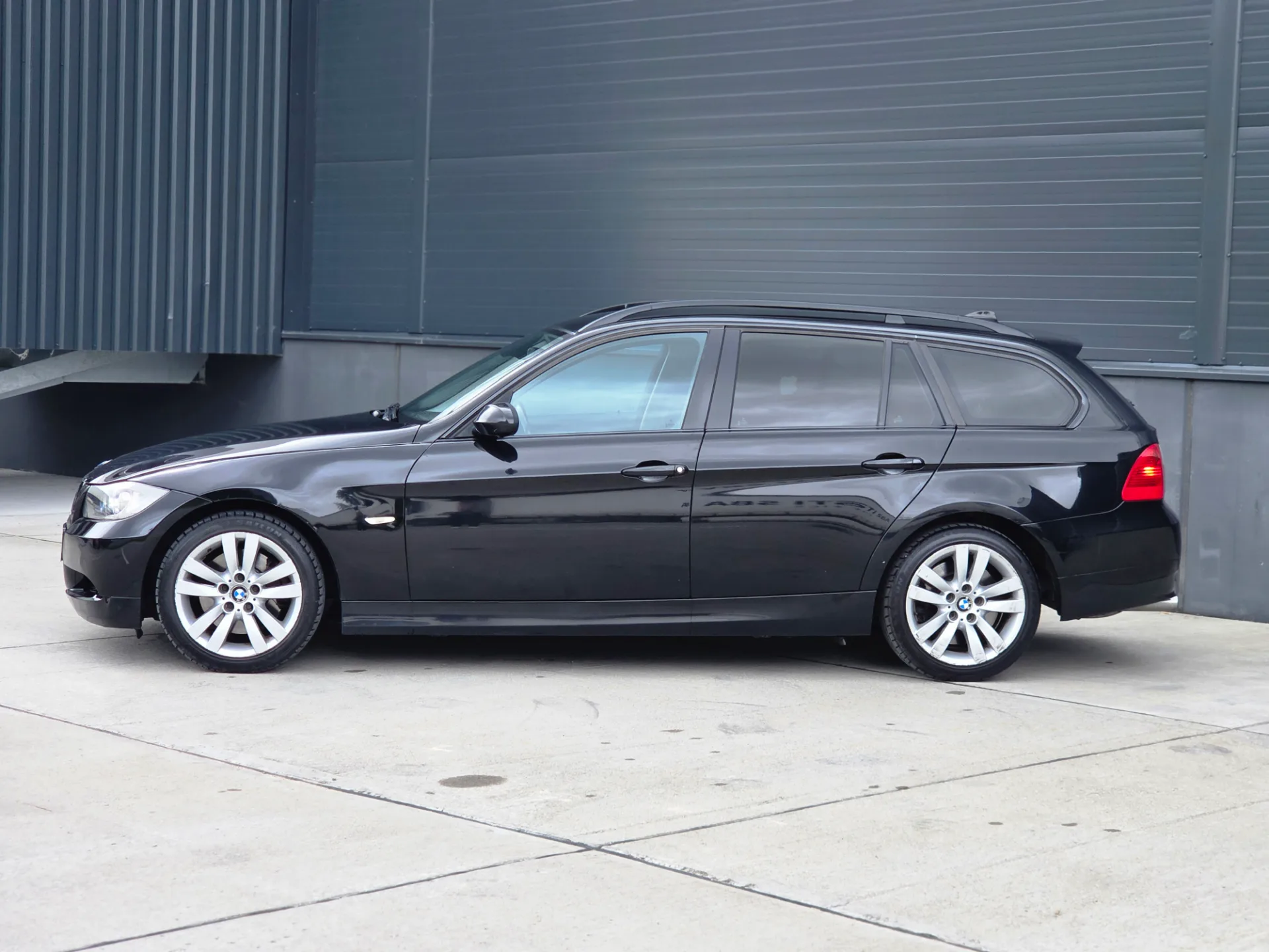 Bmw 330, 2007 — 11