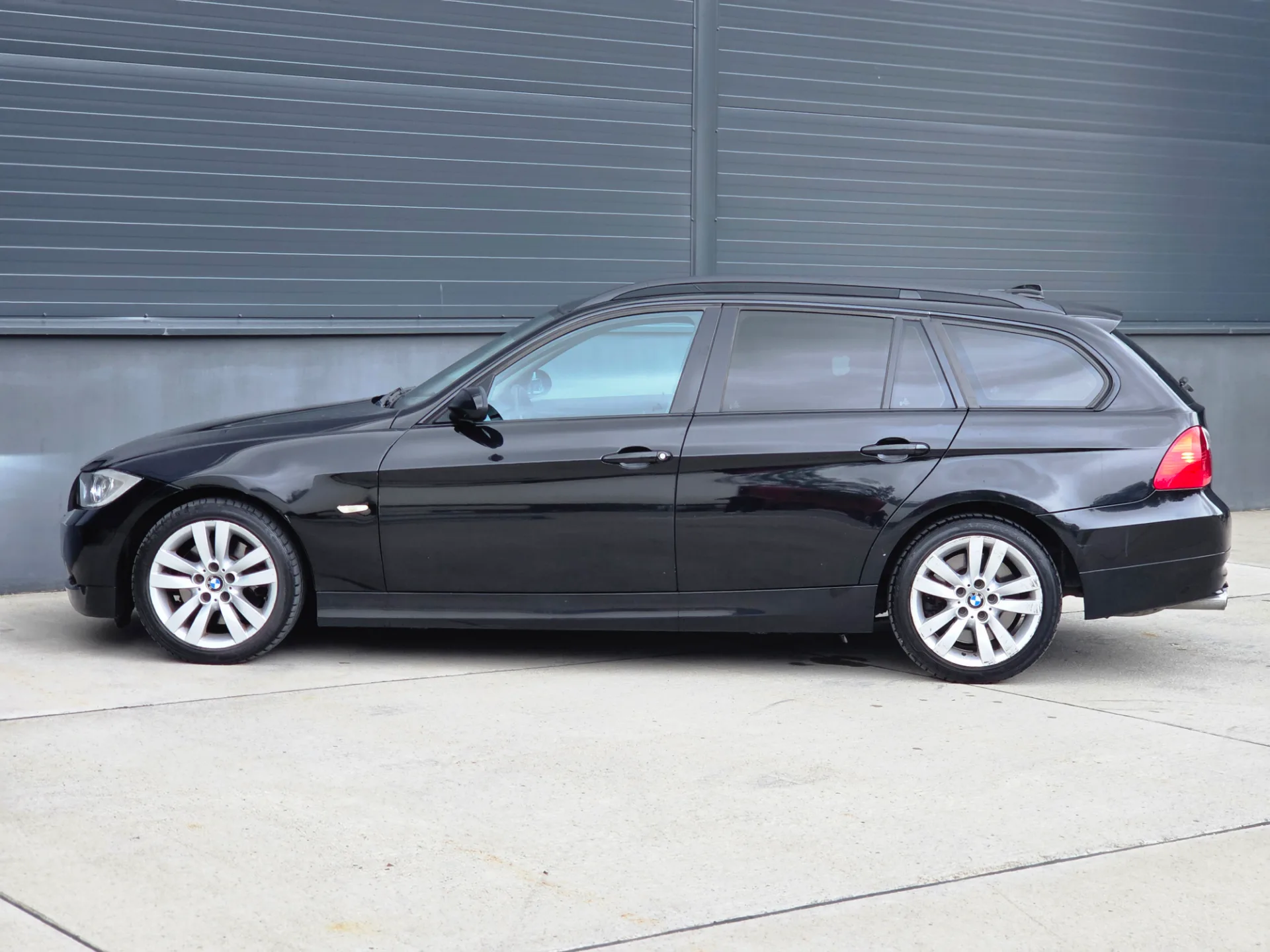 Bmw 330, 2007 — 12